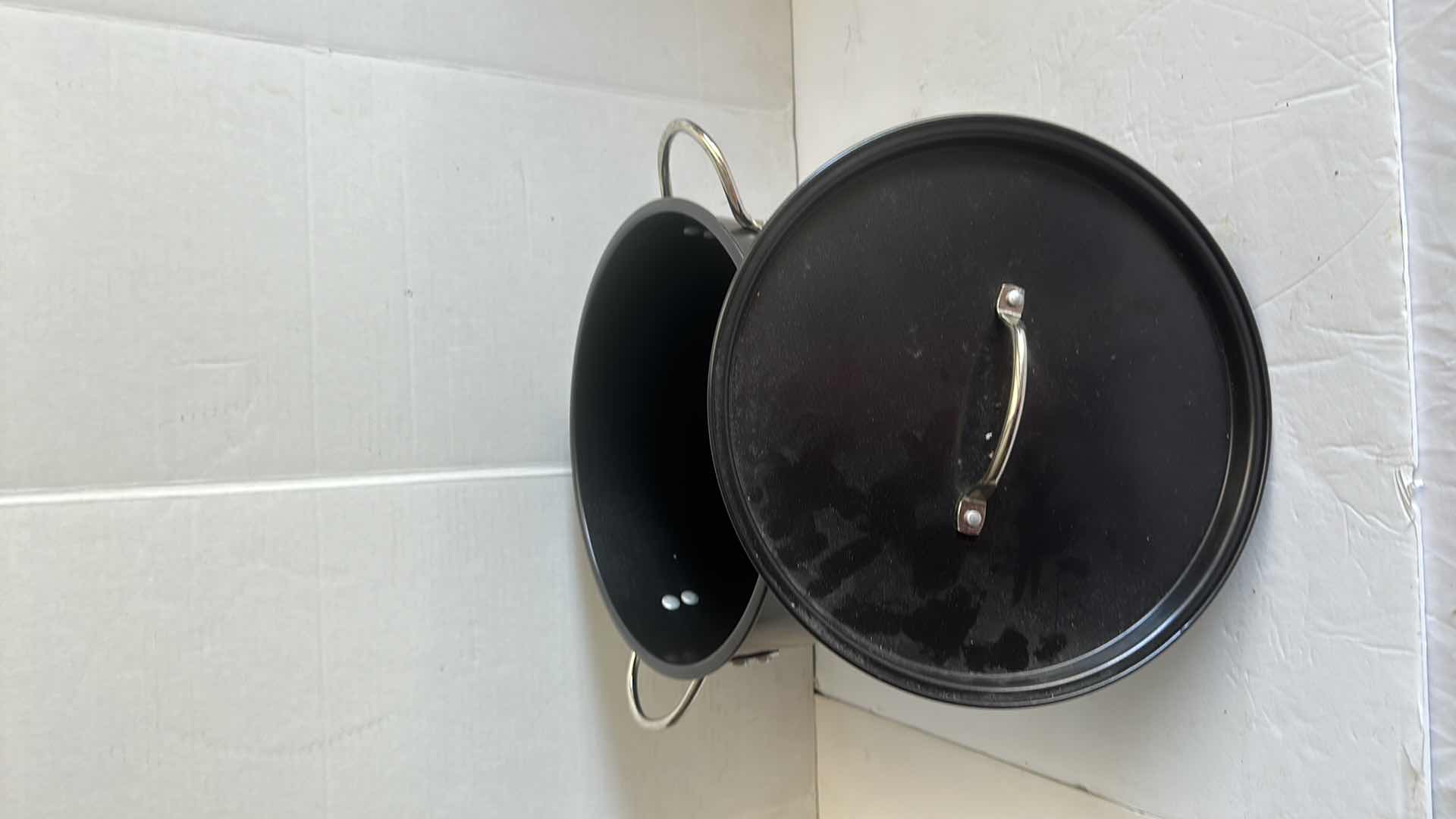 Photo 1 of XL  BLACK POT W LID, PLASTIC CAKE STORAGE CONTAINER