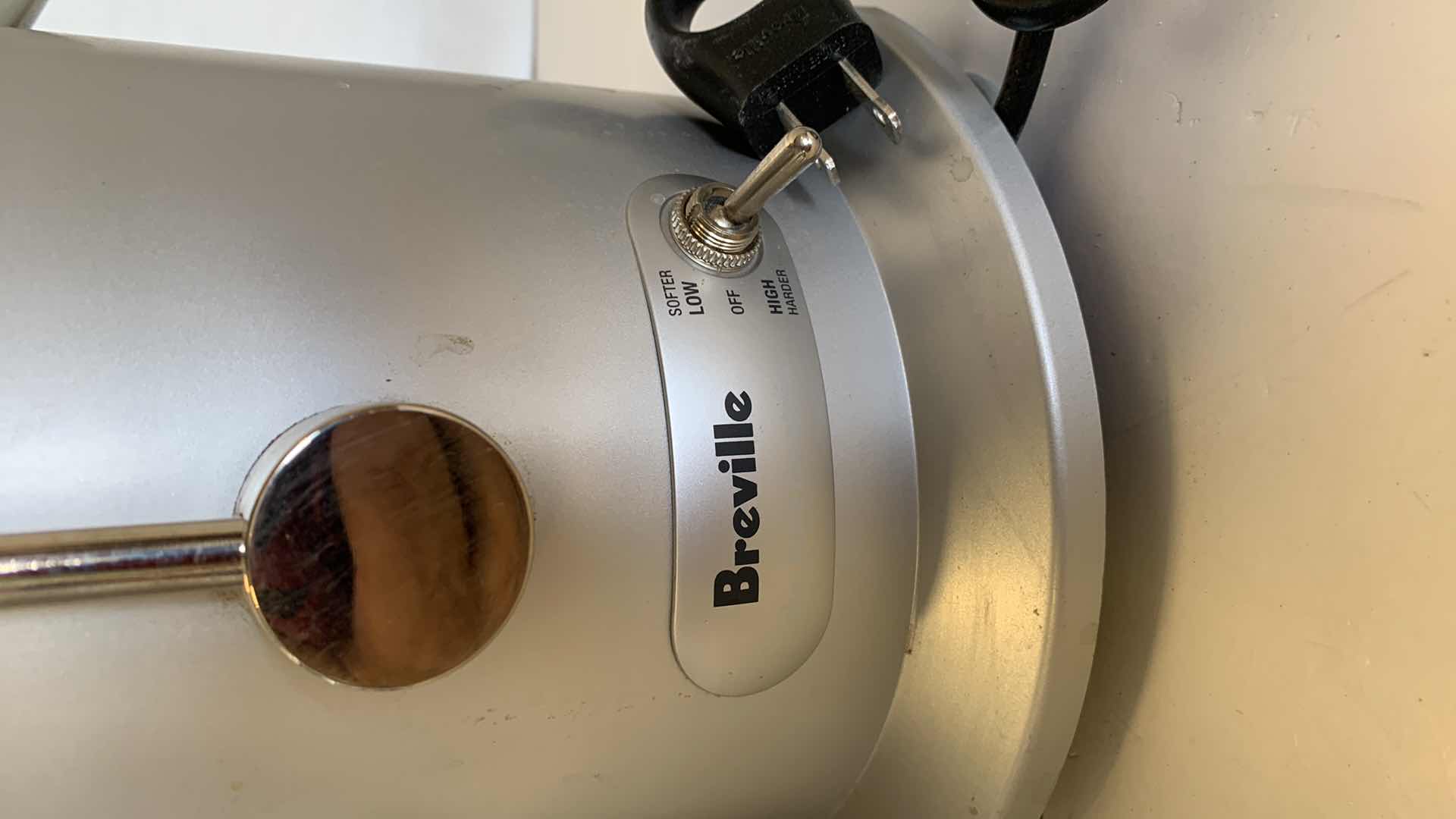 Photo 1 of BREVILLE THE JUICE FOUNTAIN