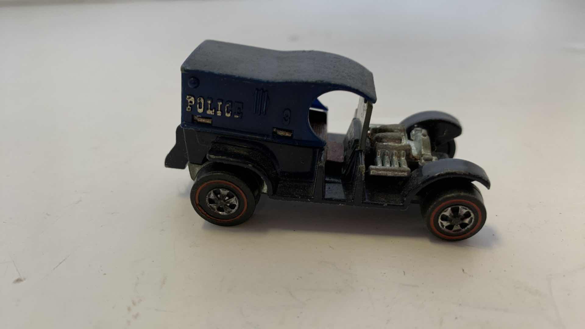 Photo 1 of HOT WHEELS POLICE TRUCK PADDY WAGON RED LINE