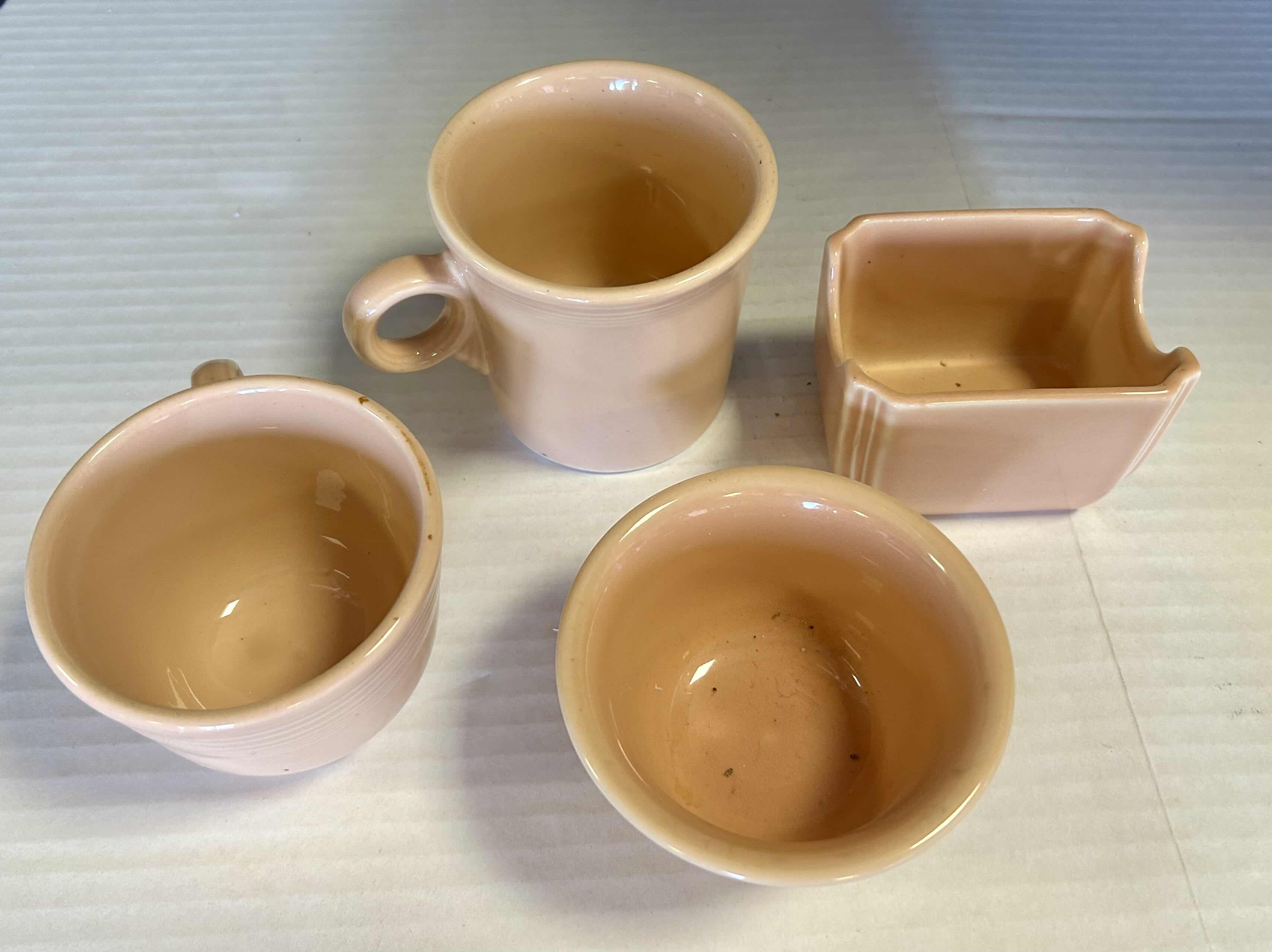 Photo 1 of 4 PIECES OF PEACH VINTAGE FIESTA WARE