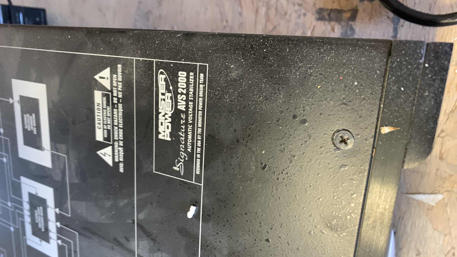 Photo 1 of MONSTER POWER SIGNATURE SERIES. NOEL LEE AUTOMATIC VOLTAGE STABILIZER AVS 2000