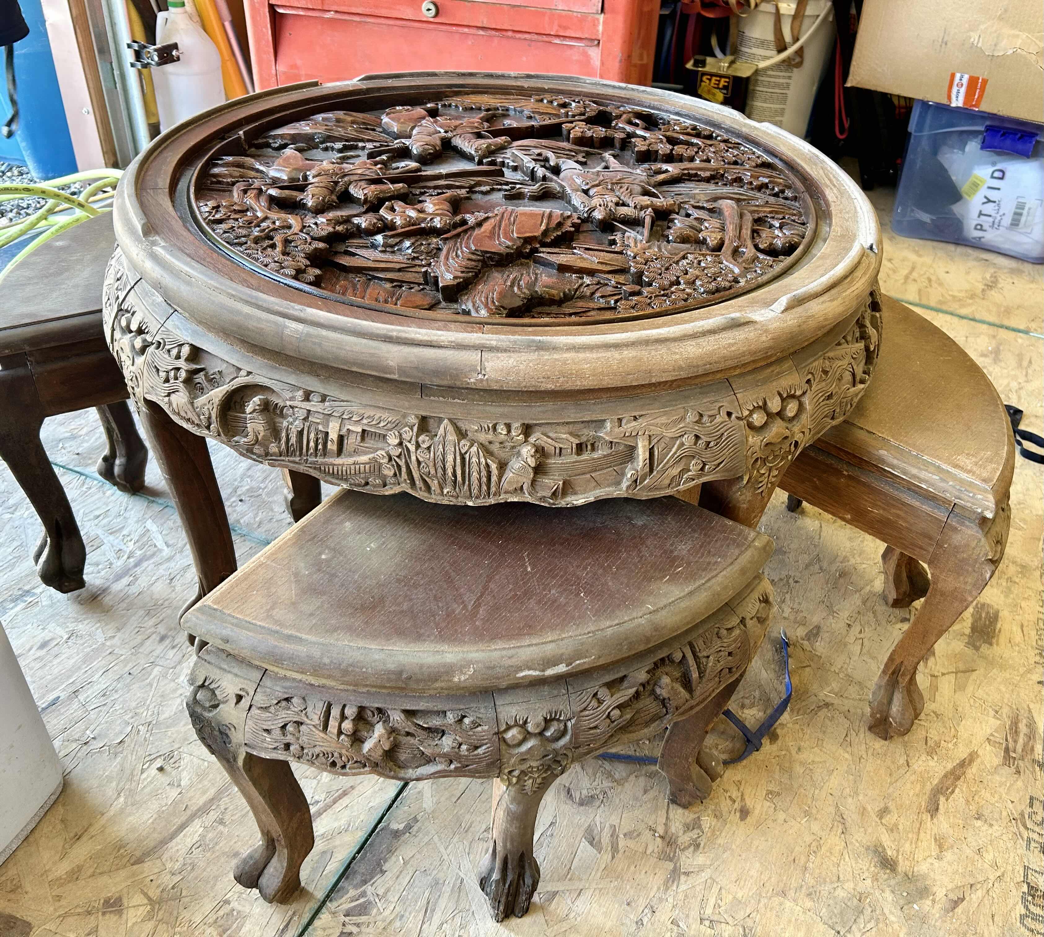 Photo 1 of 29" ROUND CHINESE CARVED WOOD COFFEE TABLE W NESTING STOOLS & GLASS TOP
