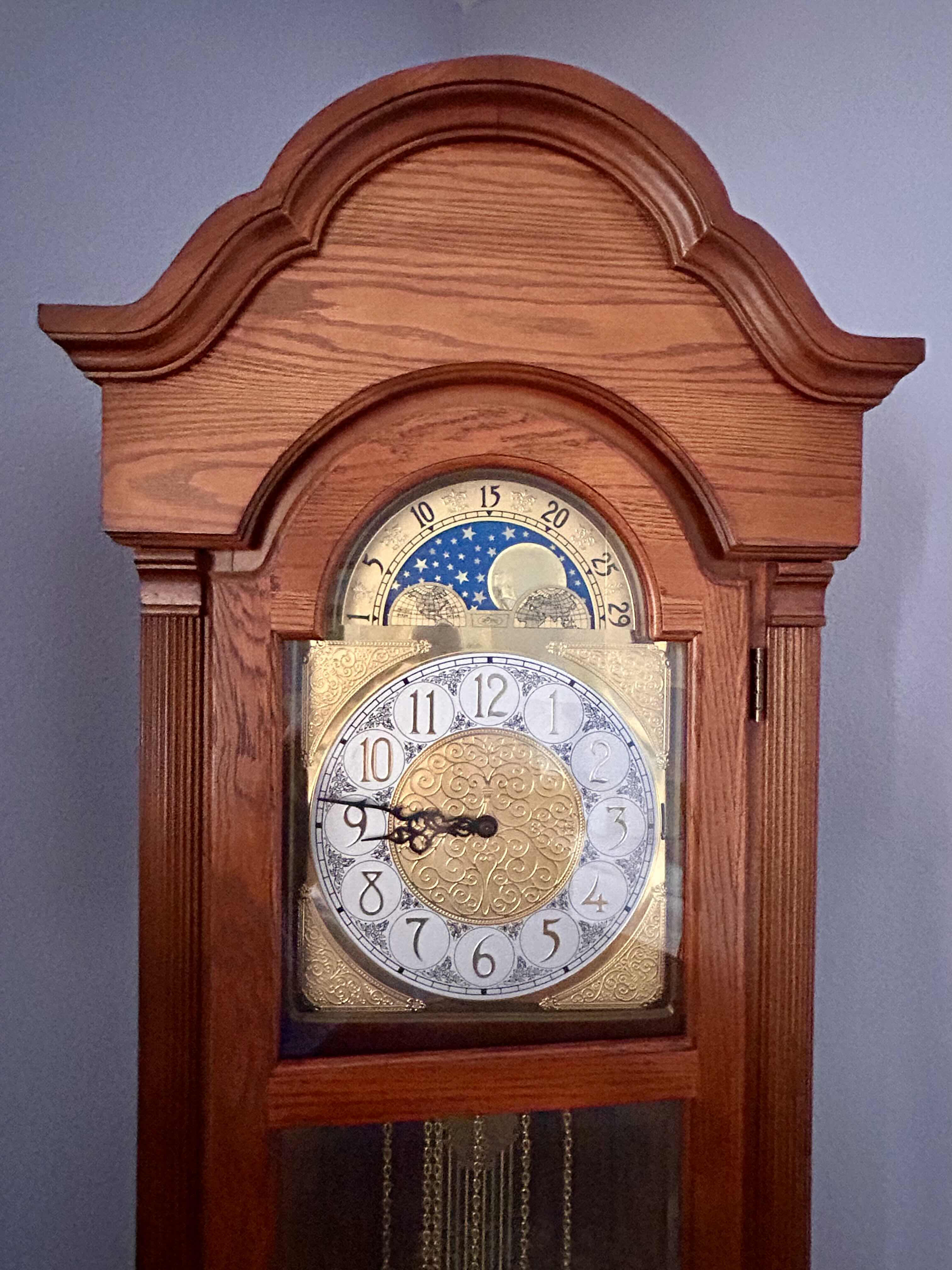 Photo 1 of RIDGEWAY HARPER 2552 QUARTZ GRANDFATHER CLOCK BY PULASKI FURNITURE WITH SERIAL NUMBER
H78.5”