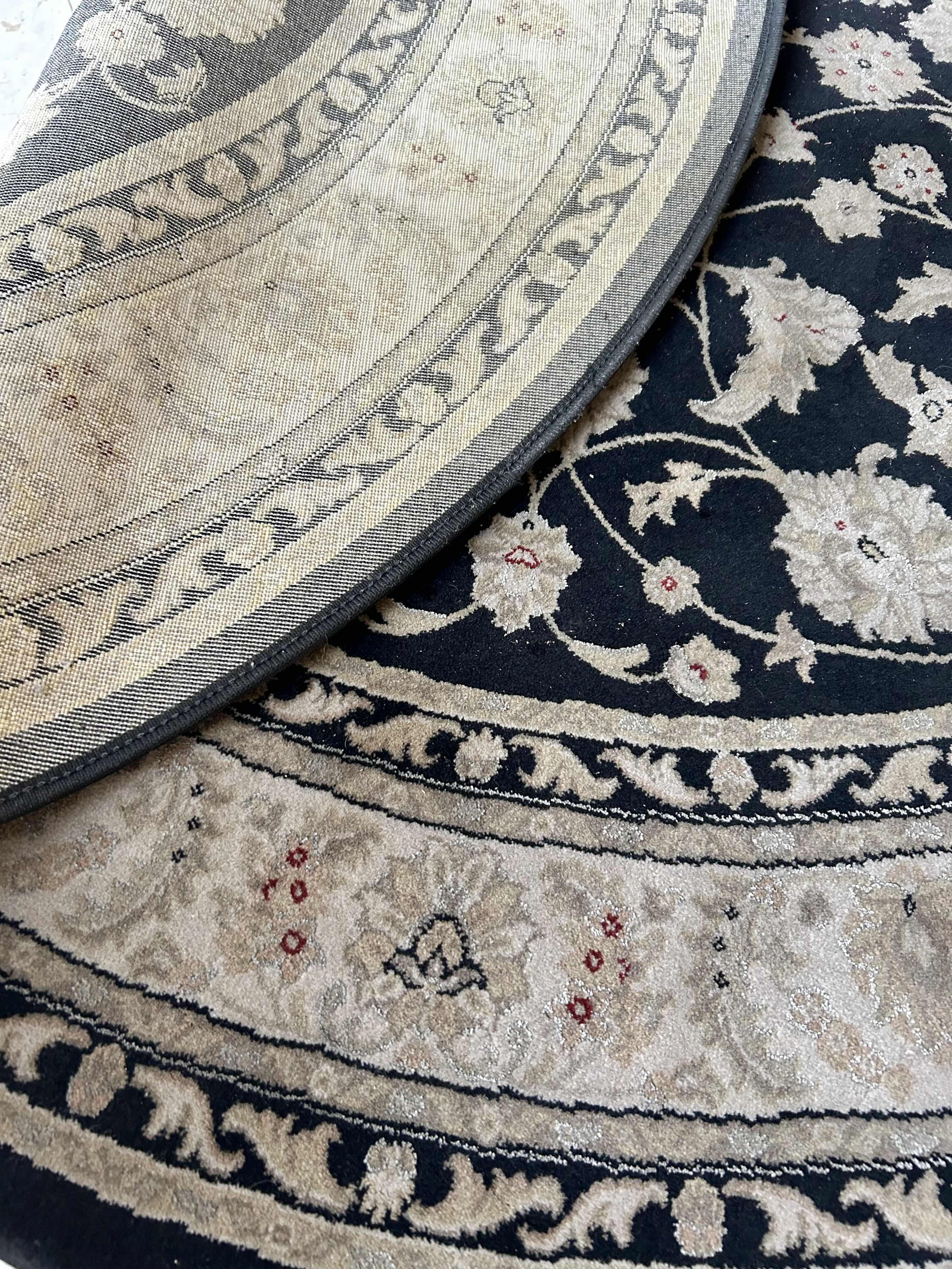 Photo 1 of 62” ROUND RUG IN BLACK AND GRAY