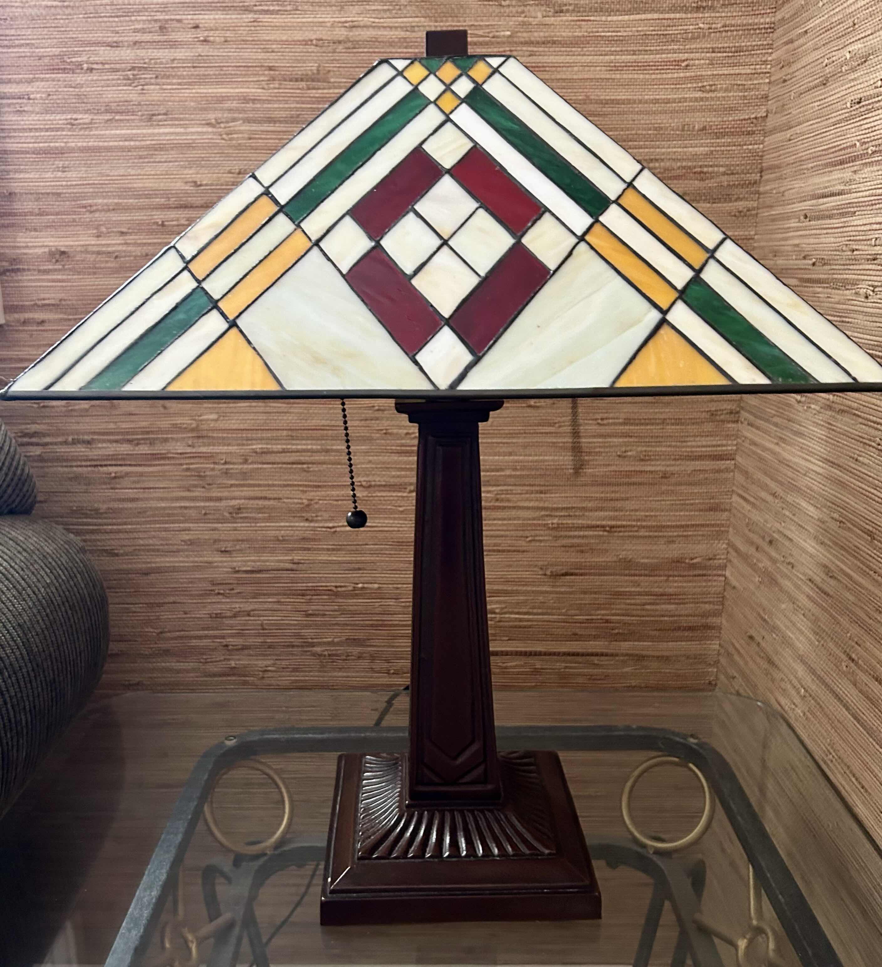Photo 1 of TIFFANY STYLE TABLE LAMP W HARD RESIN STAIN GLASS SHADE H22"

