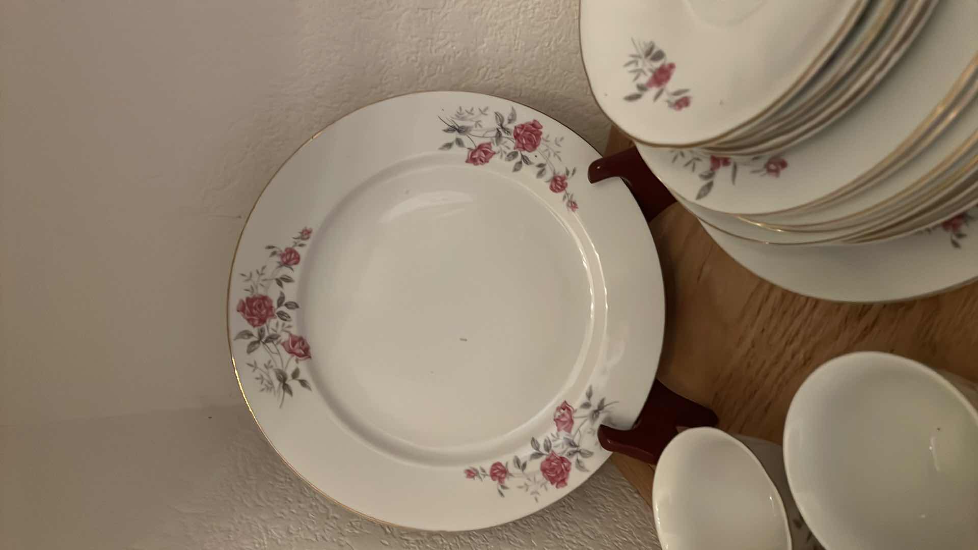 Photo 1 of 18 PCS-MADEIN CHINA DISHES