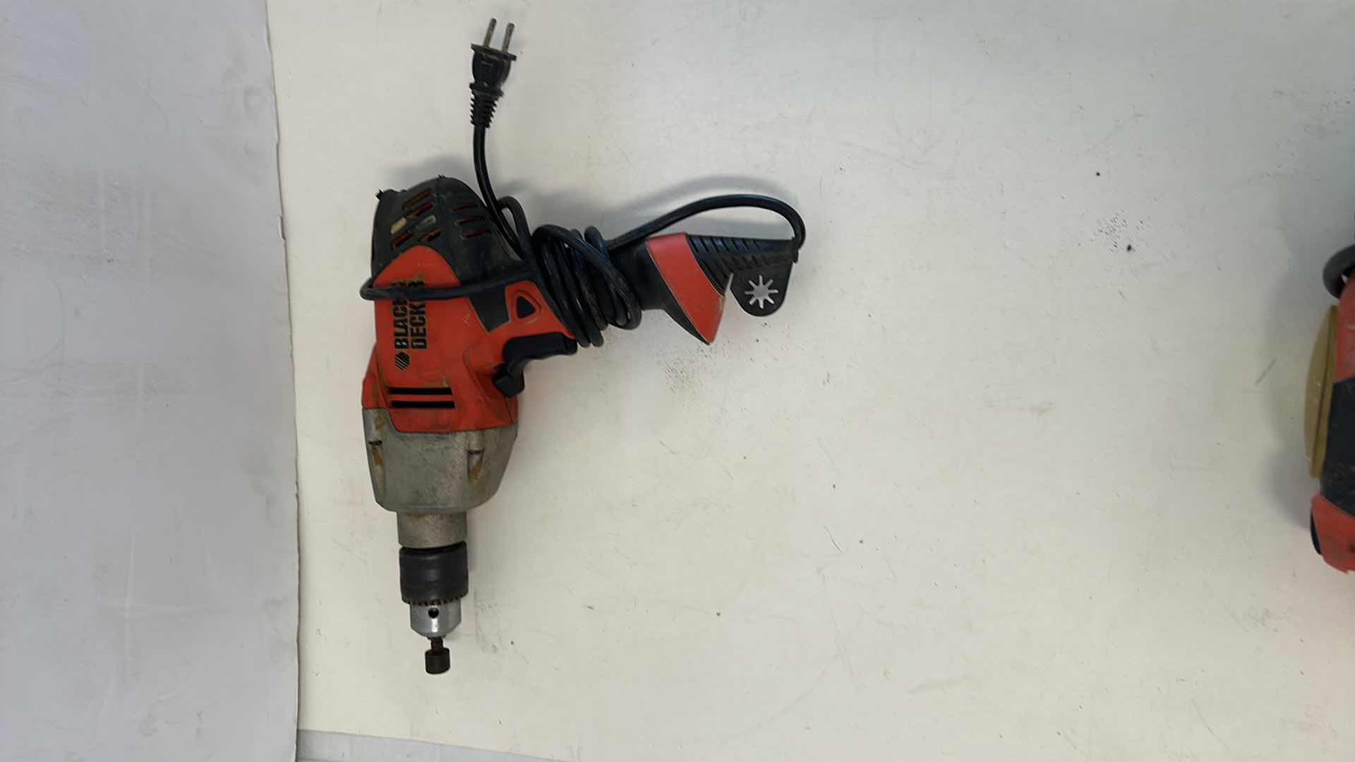 Photo 1 of BLACK & DECKER POWER DRILL, HAND SANDER ELECTRIC (TESTED)