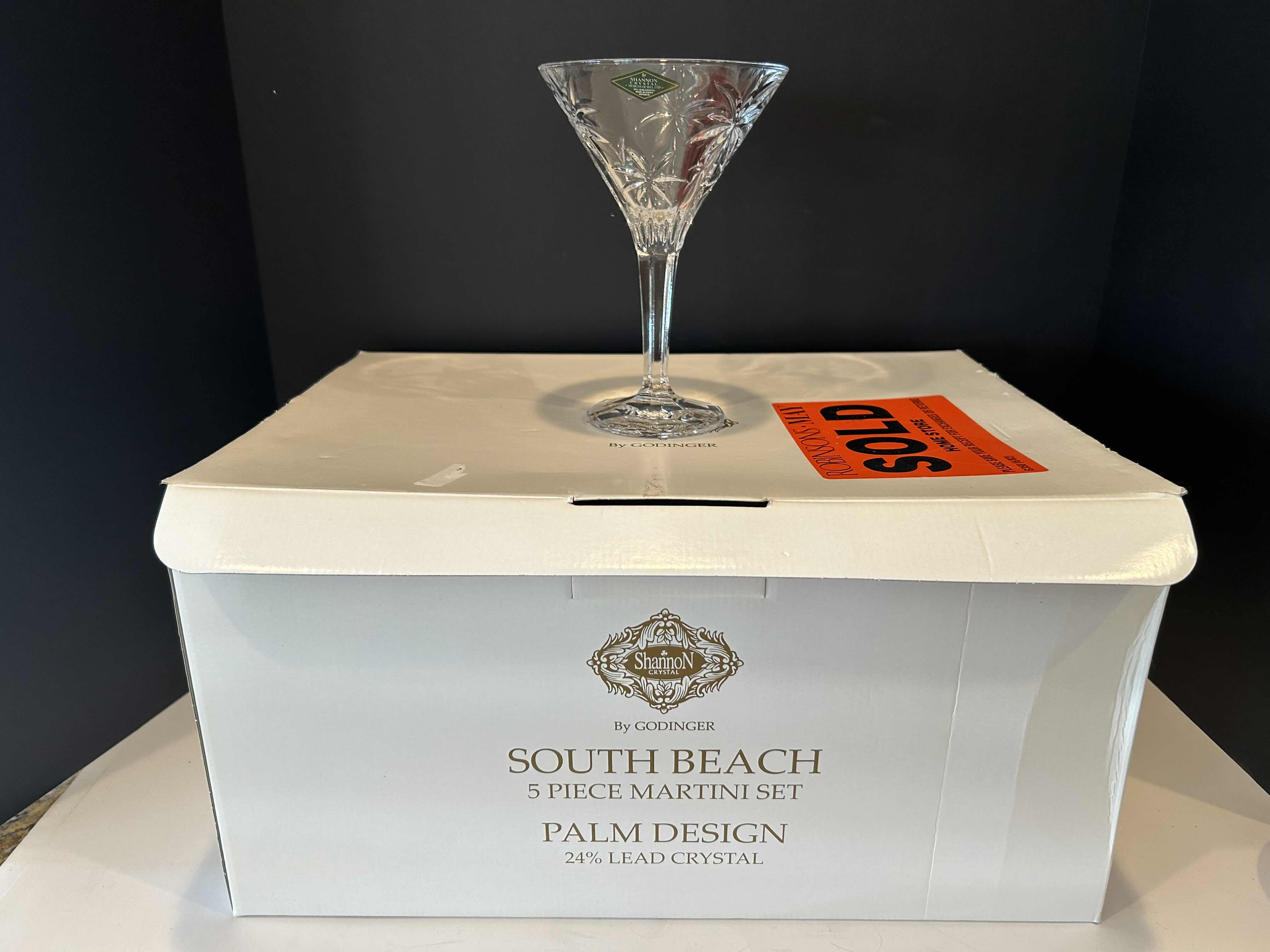 Photo 1 of NIB SHANNON CRYSTAL SOUTH BEACH 5  PIECE MARTINI SET IN PALM DESIGN
