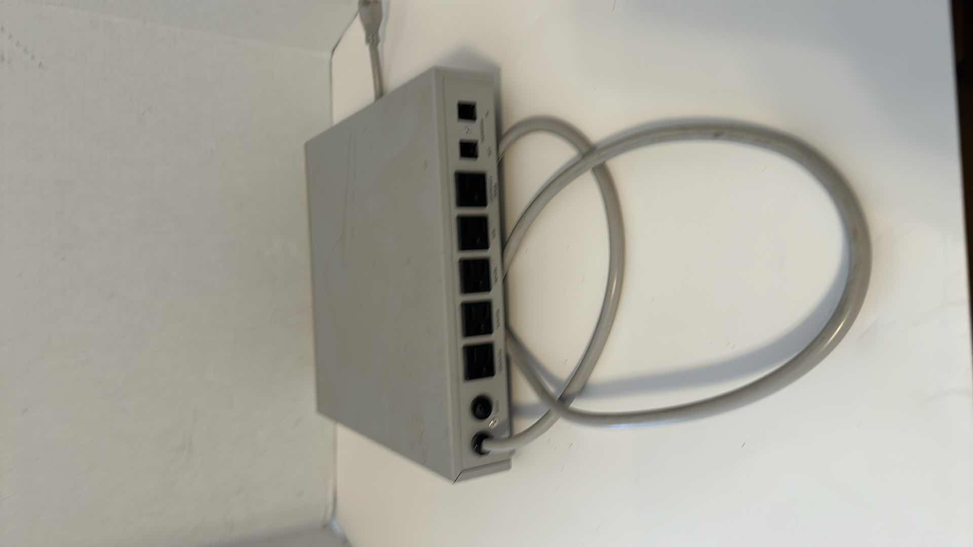 Photo 1 of 3 MULTI PLUG POWER UNITS