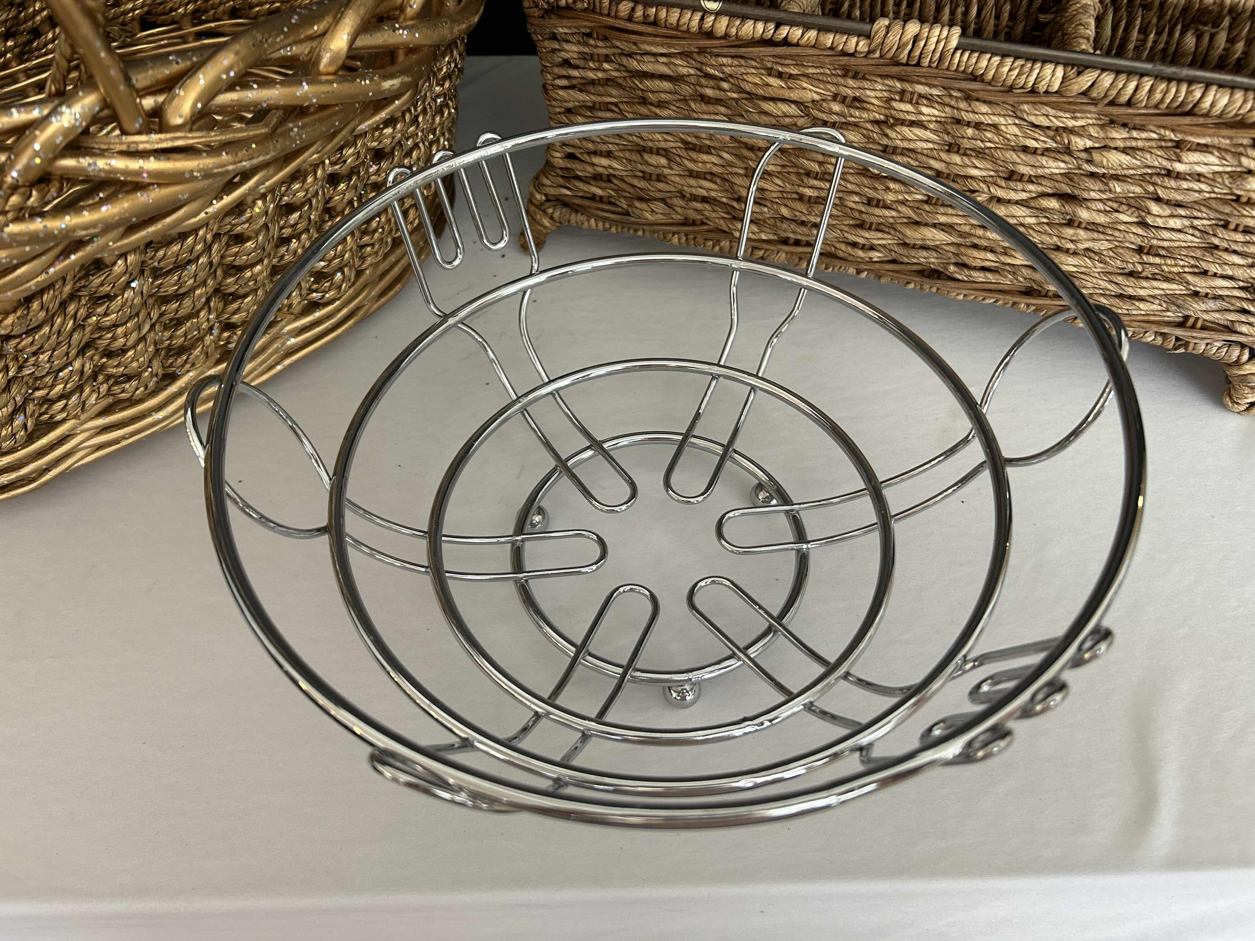 Photo 1 of 3-BASKETS