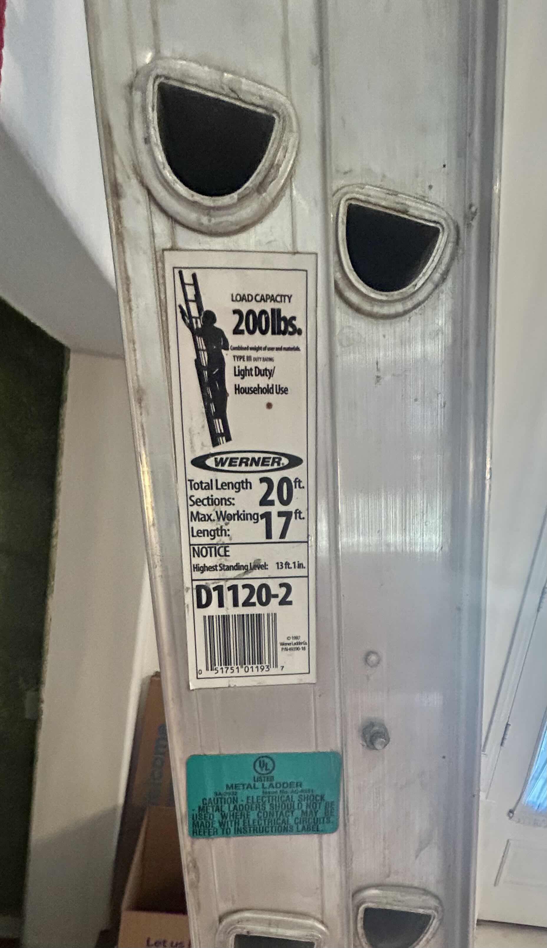 Photo 1 of 20’ ALUMINIUM EXTENSION LADDER

