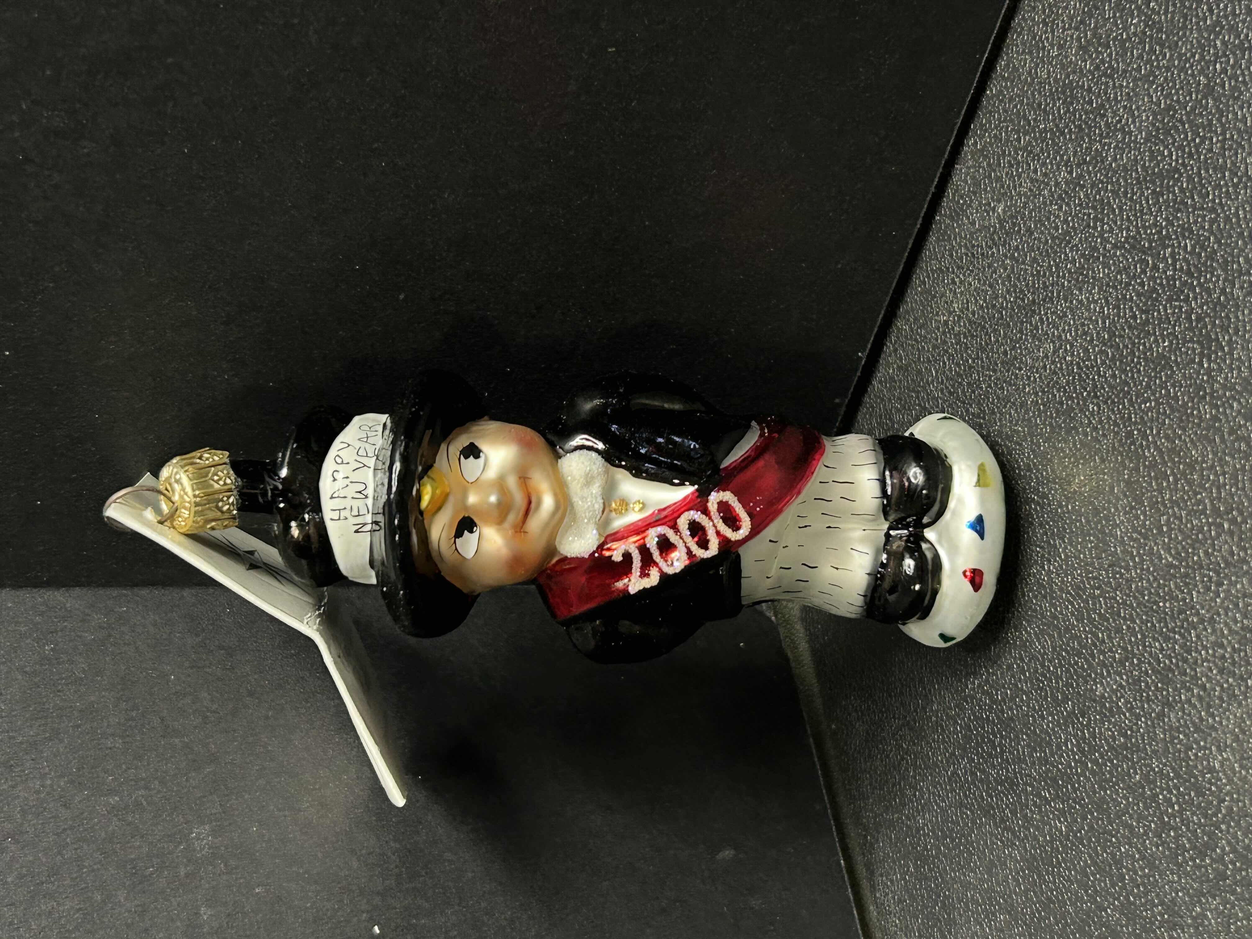 Photo 1 of NIB  CHRISTOPHER RADKO COUNTDOWN CUTIE 2000 HAPPY NEW YEAR CHRISTMAS TREE ORNAMENT 3.5"
