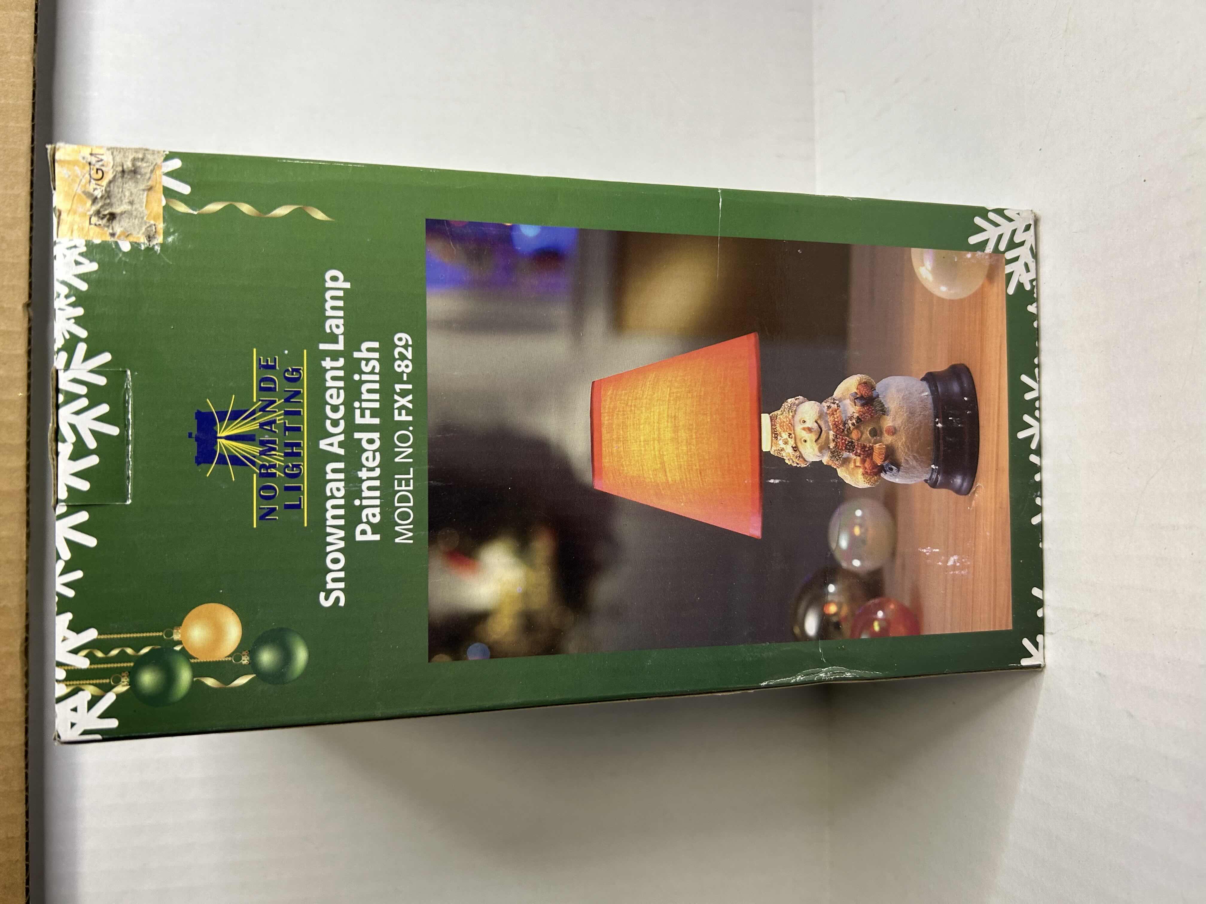 Photo 1 of NIB NORMANDE LIGHTING SNOWMAN CERAMIC ACCENT LAMP. 15"H

