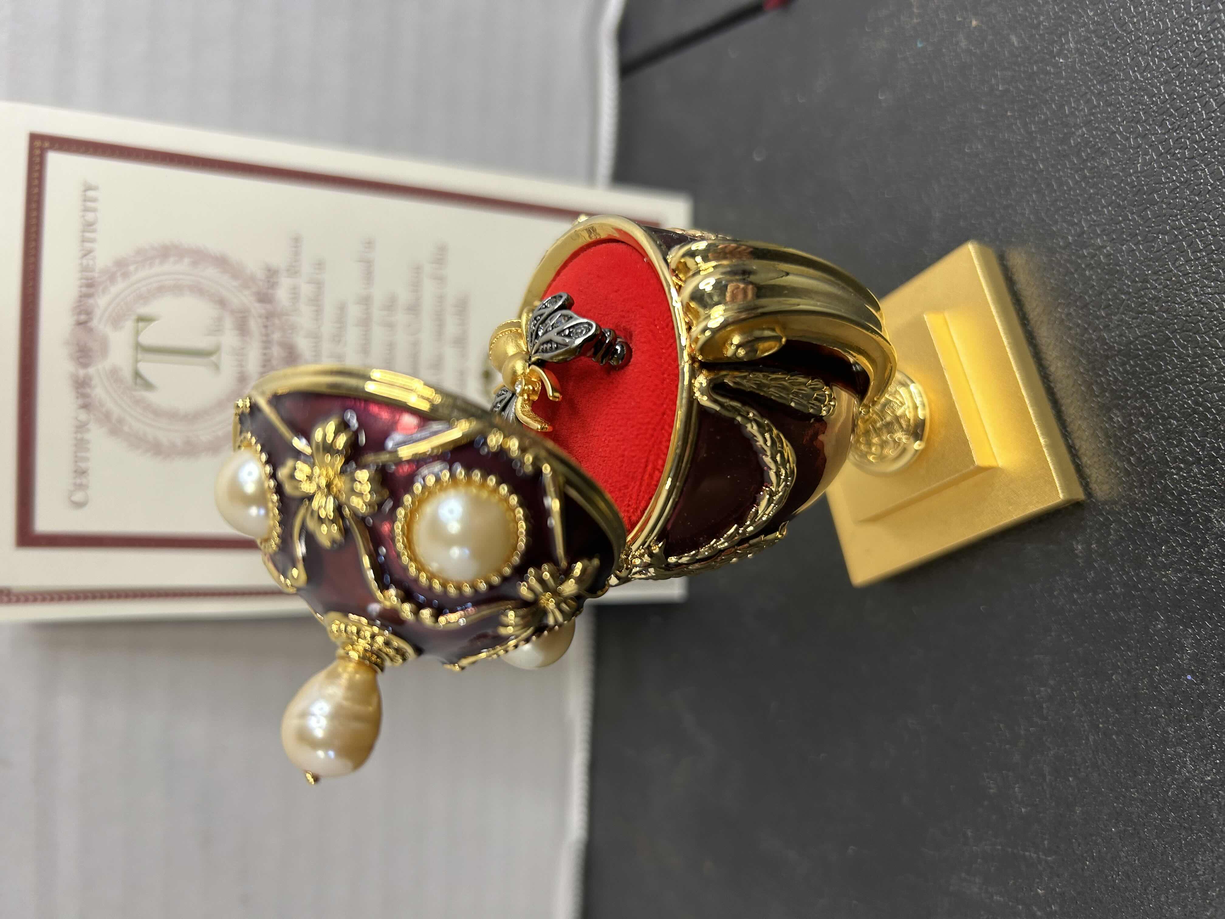 Photo 1 of NIB JOAN RIVERS COLLECTION IMPERIAL FABERGE STYLE EGG COLLECTION, POTPURRI EGG 

