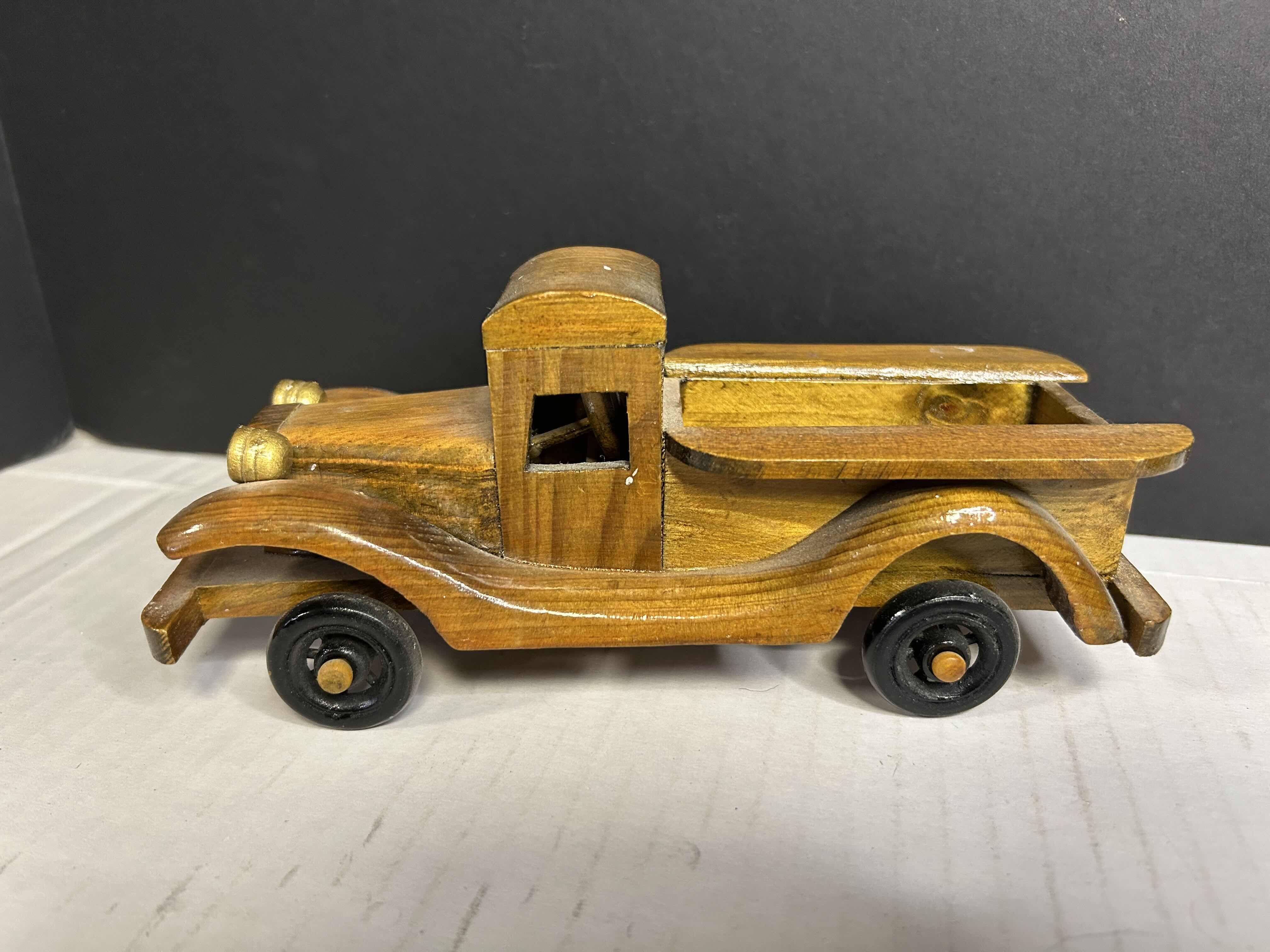 Photo 1 of 2 VINTAGE MINIATURE WOODEN TRUCKS 

