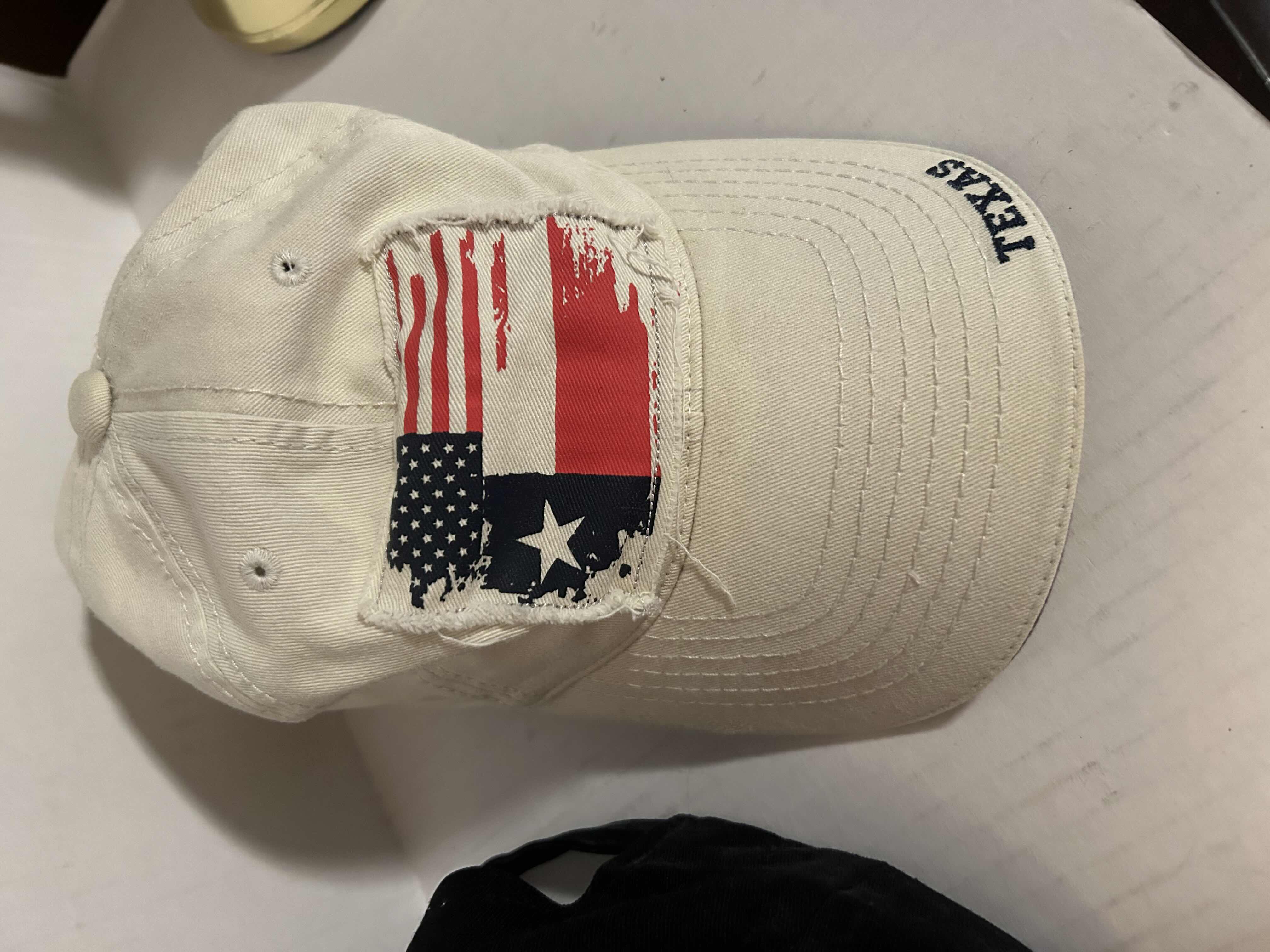 Photo 1 of 3- AMERICAN DESIGN BASEBALL CAPS