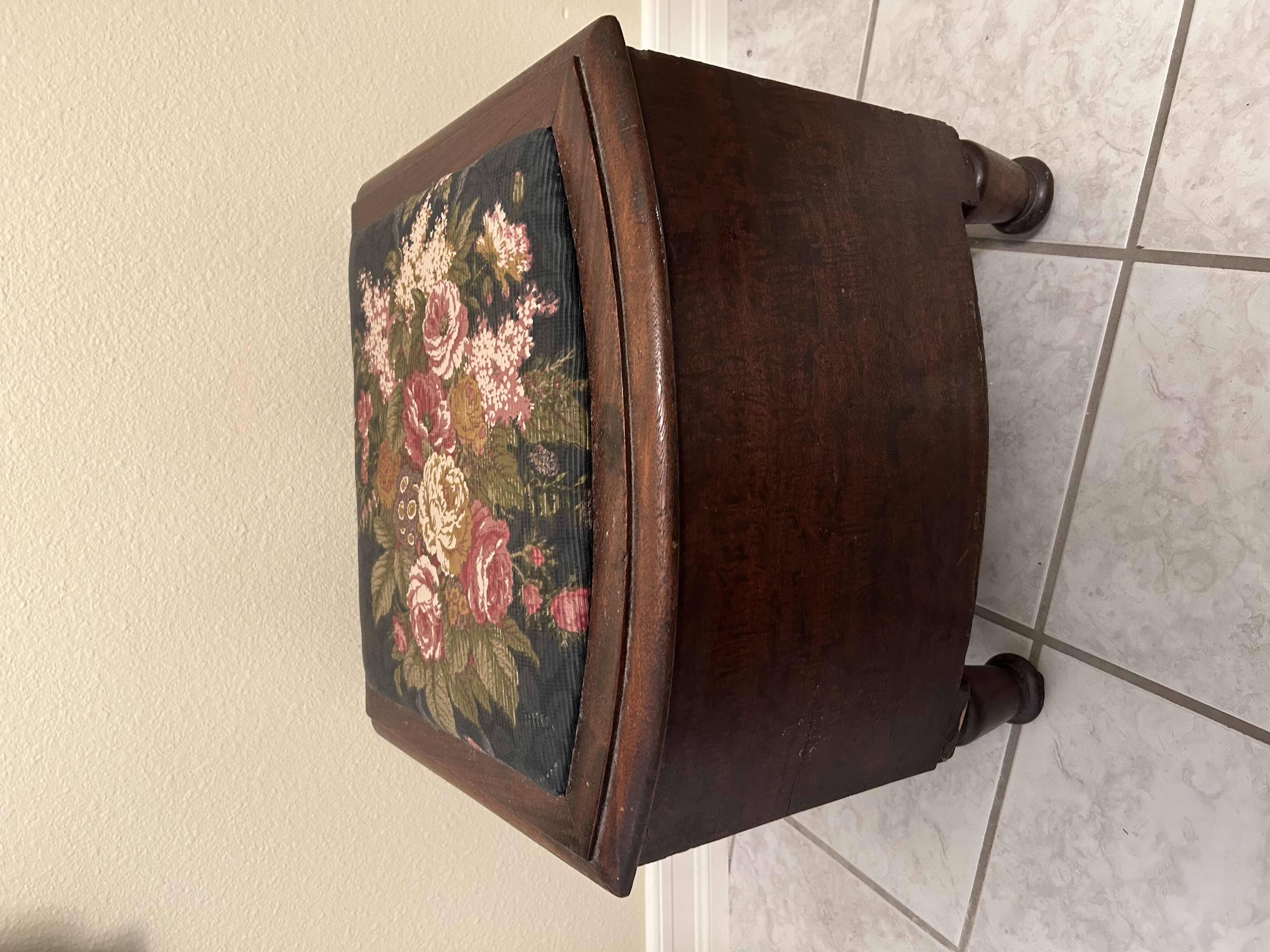 Photo 1 of ANTIQUE OAK CHAMBER POT WITH UPHOLSTERED TOP