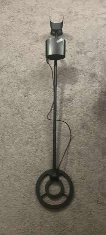 Photo 1 of BOUNTY HUNTER TRACKER IV METAL DETECTOR

