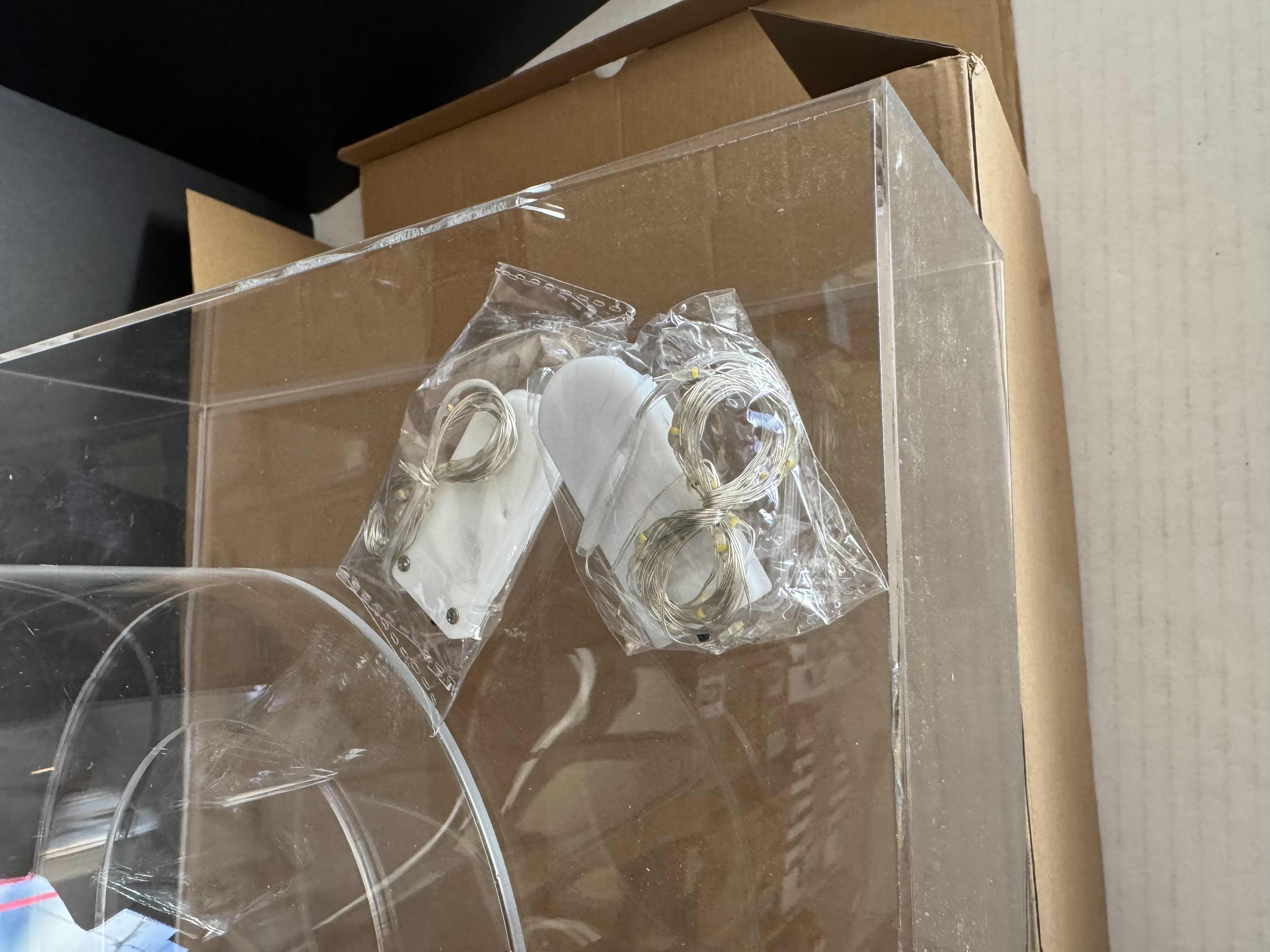 Photo 1 of BRAND NEW ACRYLIC CAKE STAND FOR WEEDINGS BIRTHDAYS