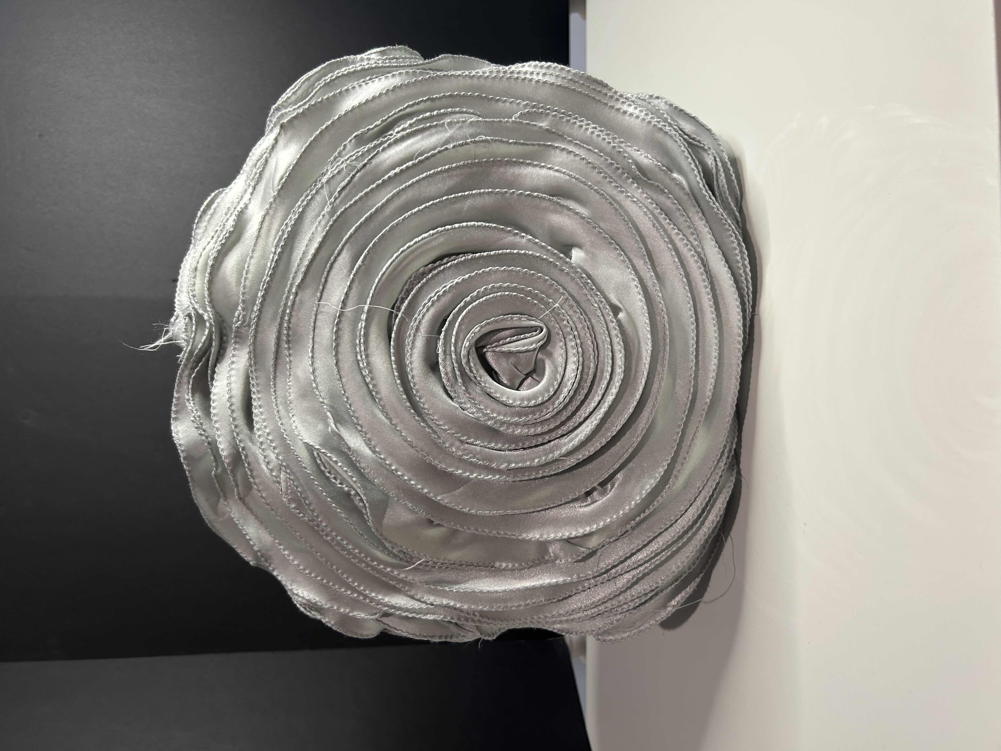 Photo 3 of 2- DECORATIVE THROW PILLOWS IN PURPLE AND SILVER 16” X 16” & 12” DIAMETER