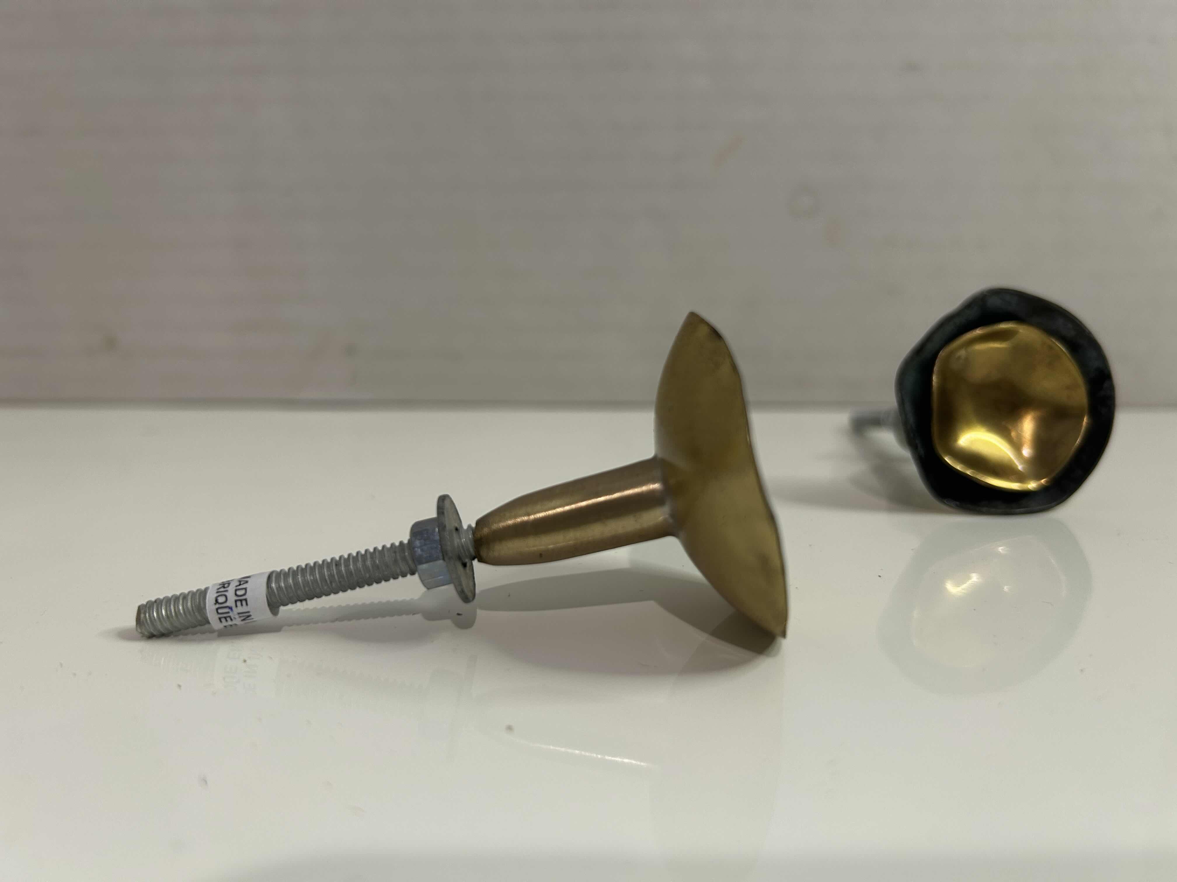 Photo 1 of BRAND NEW ANTHROPOLOGIE SET OF 2 MARYGOLD KNOBS IN BRONZE AND GREEN