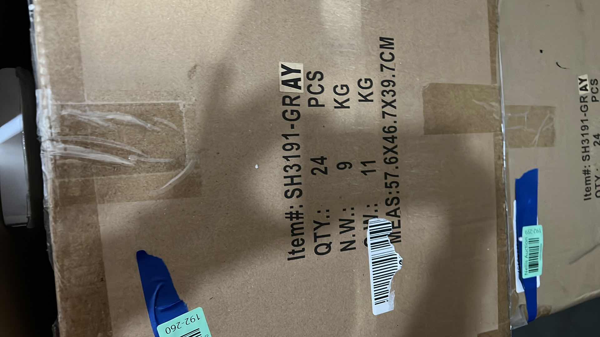 Photo 1 of 24- 1 CASE OF CUTE CAT PAW CERAMIC COFFEE MUGS. WHITE AND PINK 16OZ (24CT)