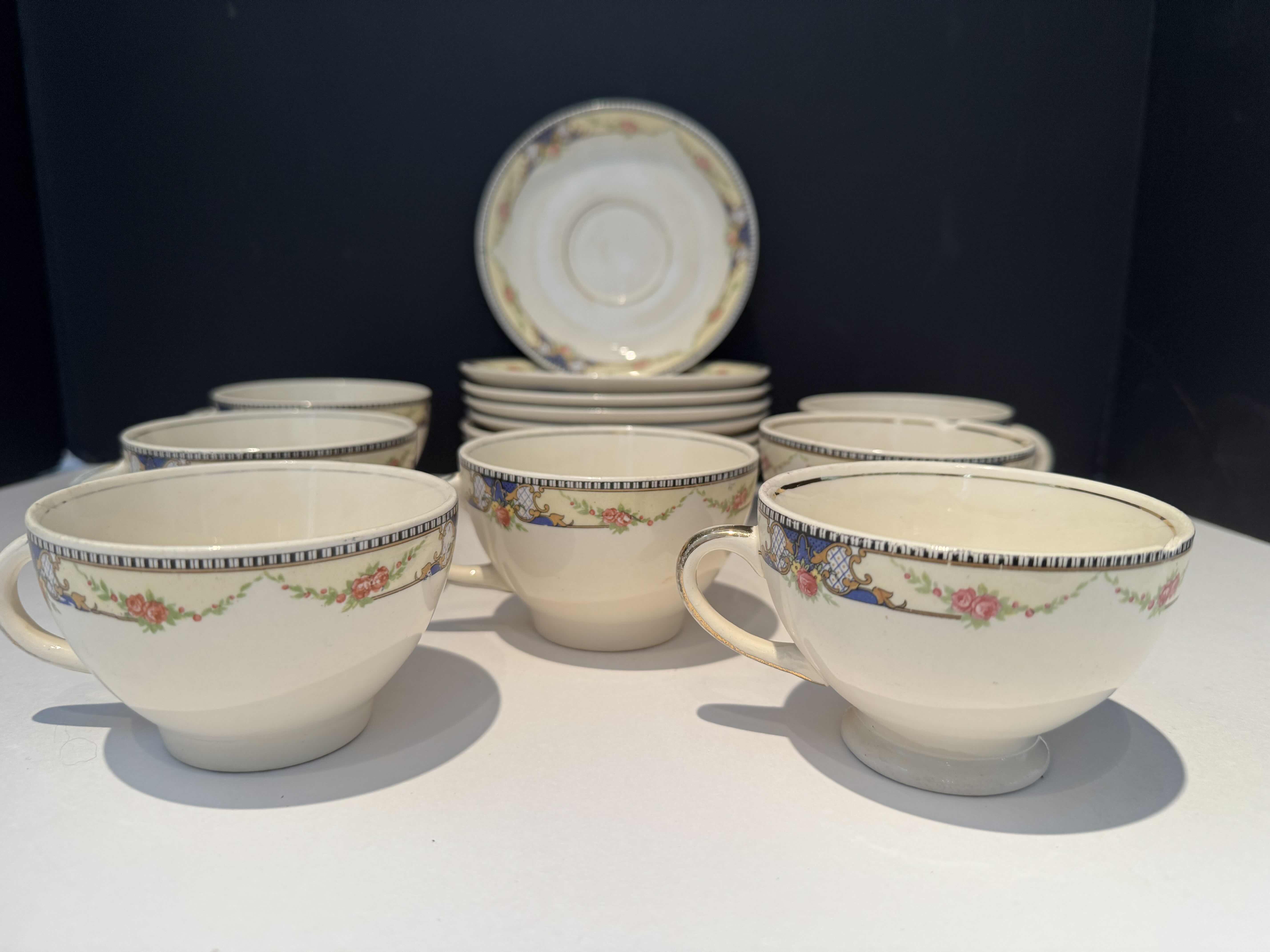 Photo 1 of 7- UNIVERSAL CAMBRIDGE TEA CUP AND SAUCER SETS WITH 3 ADDITIONAL SAUCERS