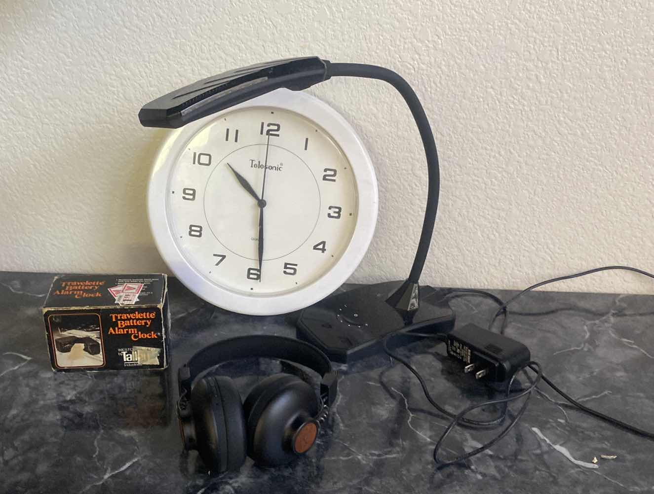 Photo 1 of HOUSEHOLD ASSORTMENT