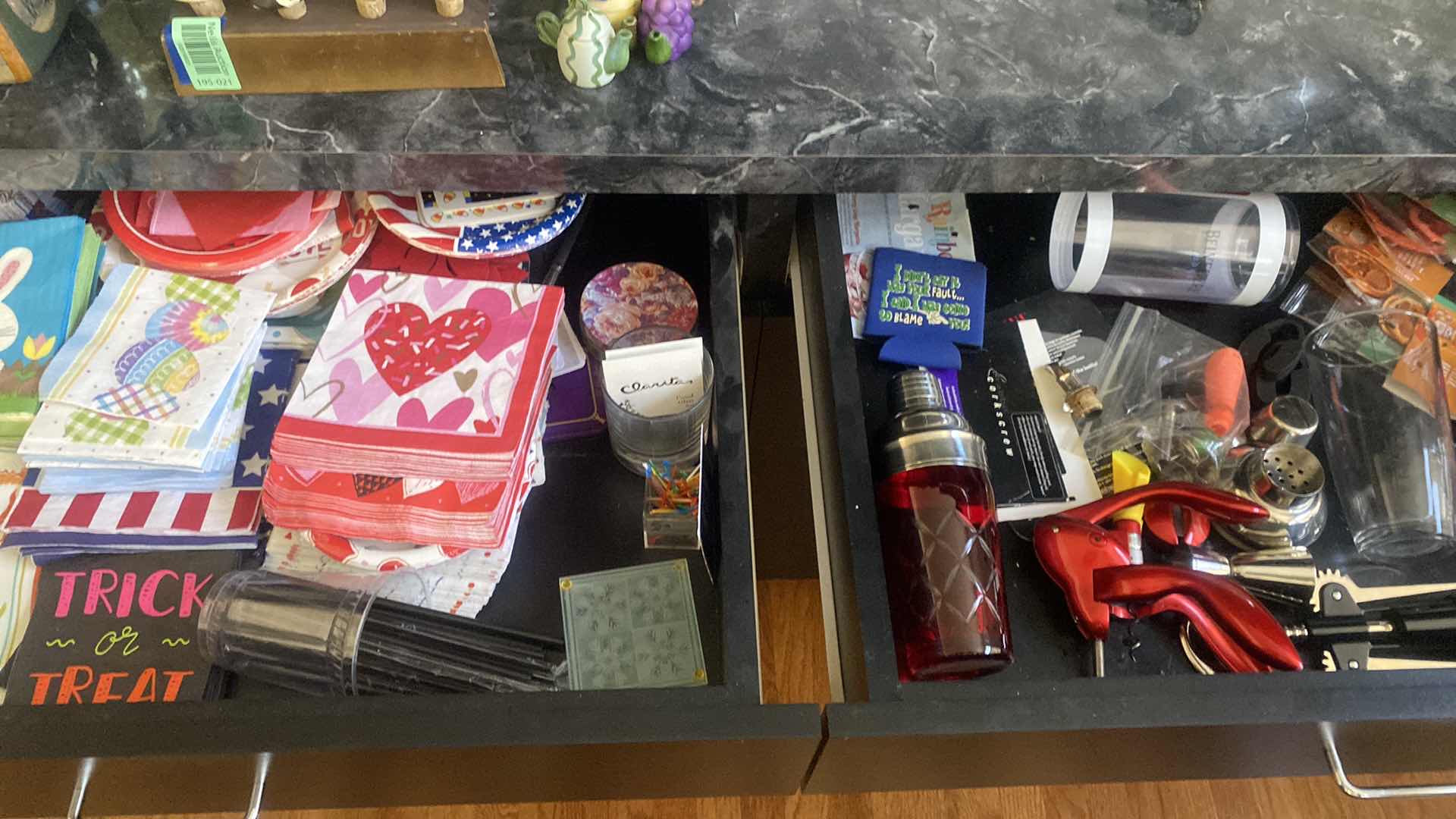 Photo 1 of CONTENTS 2 DRAWERS BAR