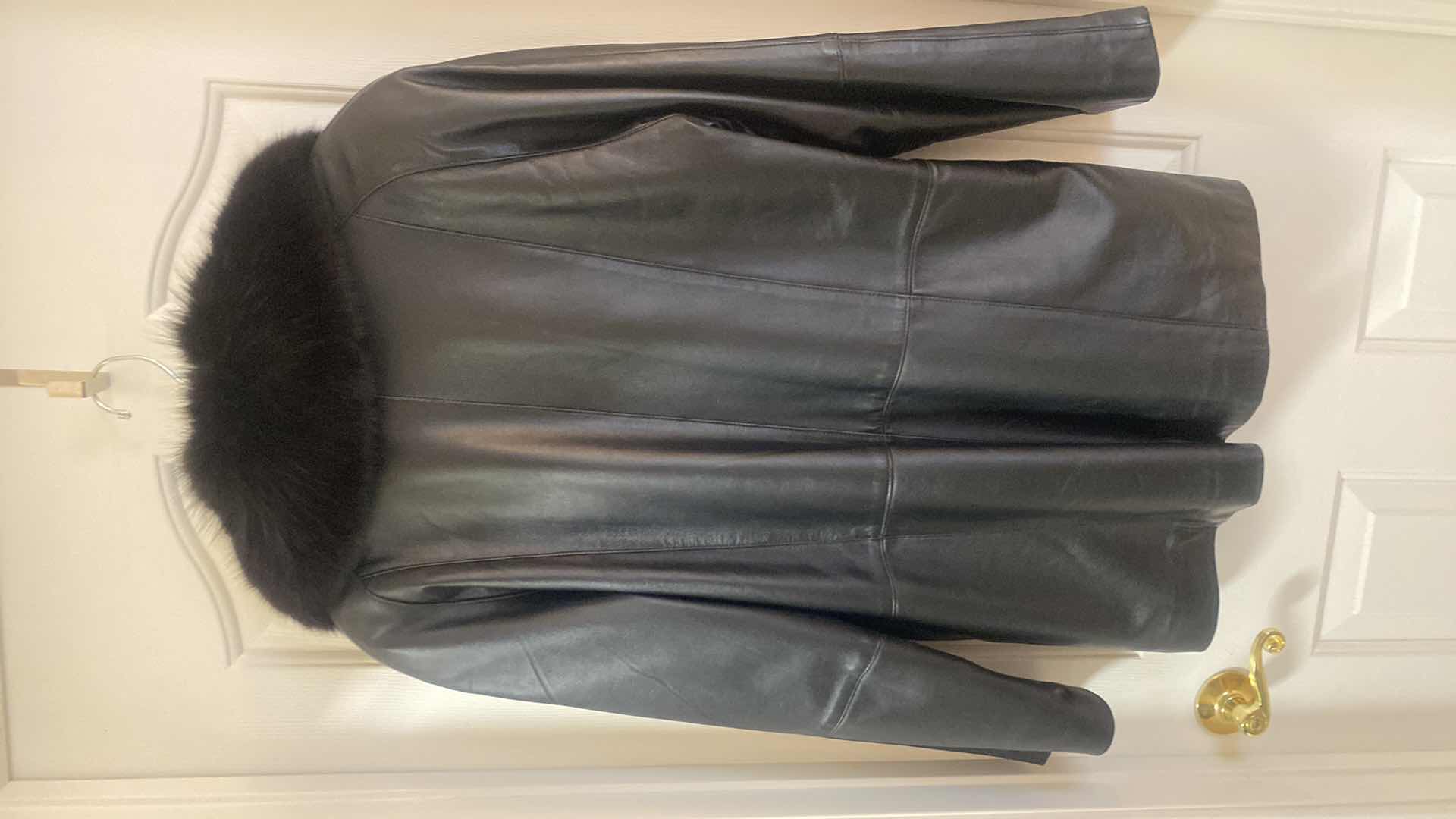Photo 1 of LADIES SIZE MEDIUM CHOSEN COUTURE COLLECTION LEATHER JACKET WITH FAUX FUR COLLAR (COLLAR IS REMOVABLE)