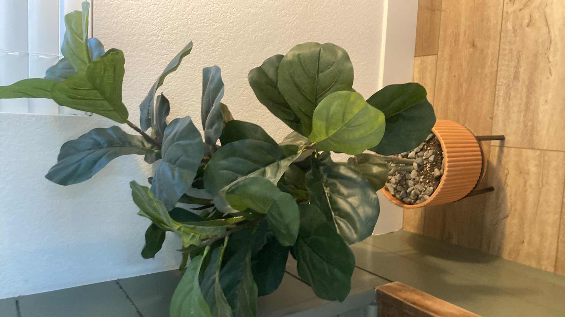 Photo 1 of FIDDLE LEAF FAUX TREE INPOT WITH STAND H 42”