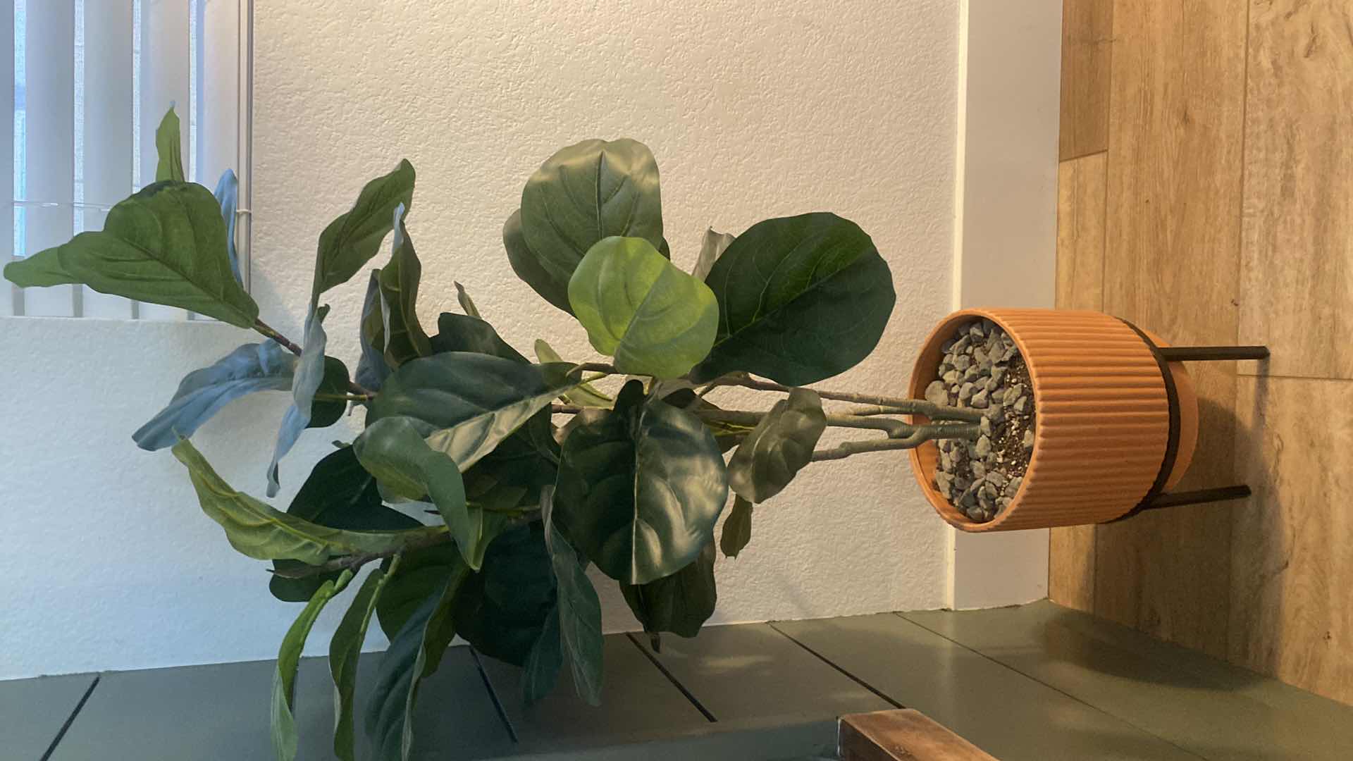 Photo 1 of FIDDLE LEAF FAUX TREE INPOT WITH STAND H 42”