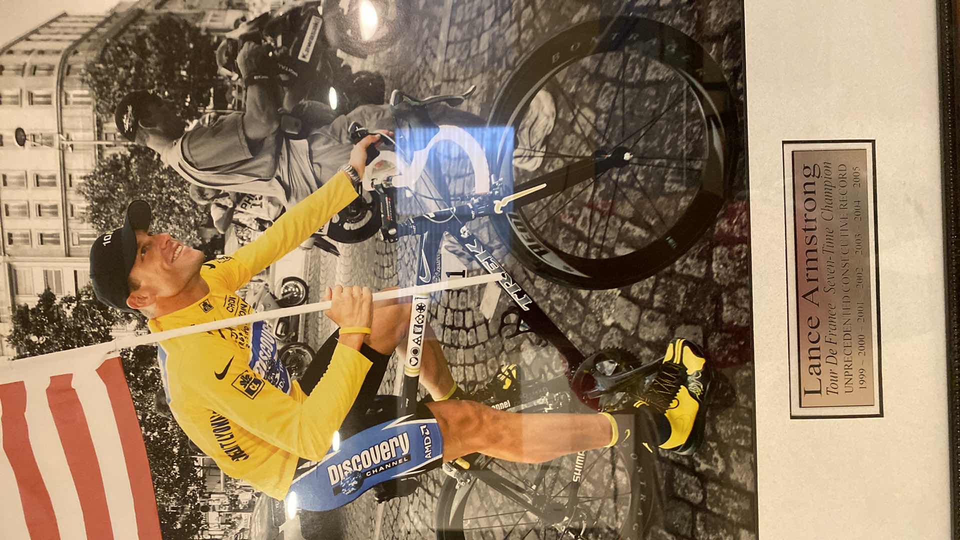 Photo 1 of FRAMED LANCE ARMSTRONG TOUR DE FRANCE PHOTOGRAPH ARTWORK 21” x 28”