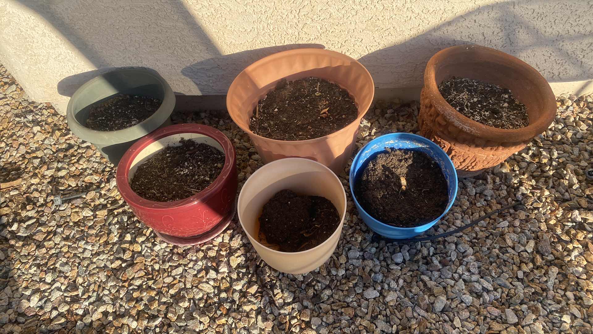 Photo 1 of 6-POTS, 1 CERAMIC 1 CLAY 4 PLASTIC