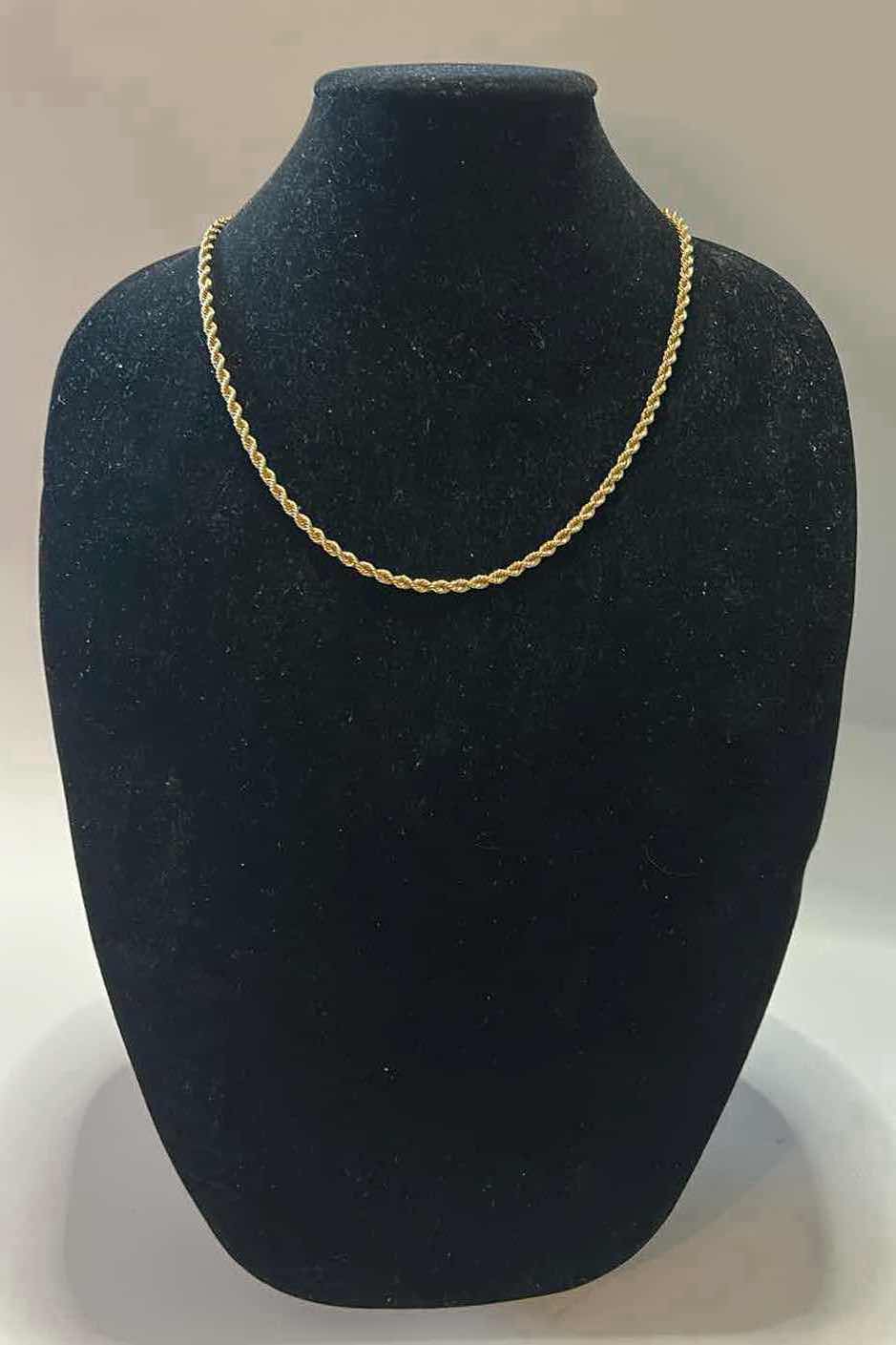 Photo 1 of 14K GOLD CHAIN NECKLACE