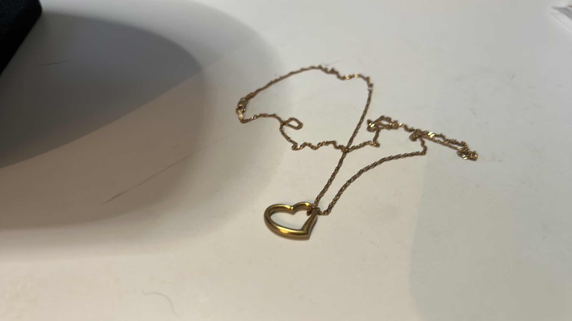 Photo 1 of FINE JEWELRY - 14K GOLD NECKLACE AND HEART PENDANT