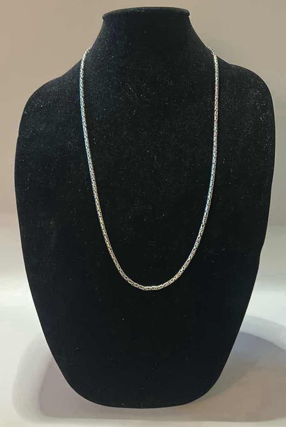 Photo 1 of FINE JEWELRY - .925 STERLING SILVER NECKLACE