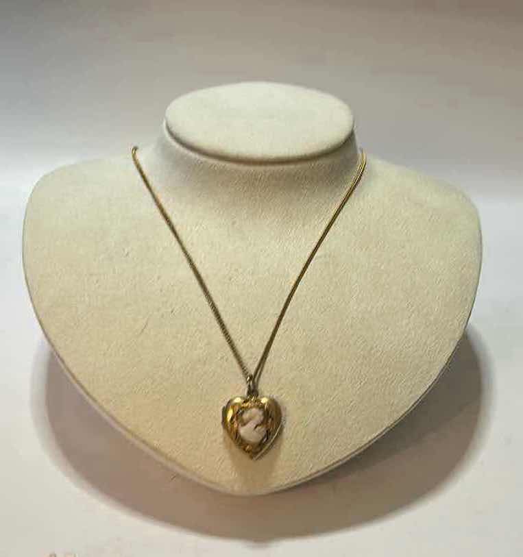 Photo 1 of FINE JEWELRY- VINTAGE 12K GOLD CAMEO HEART LOCKET