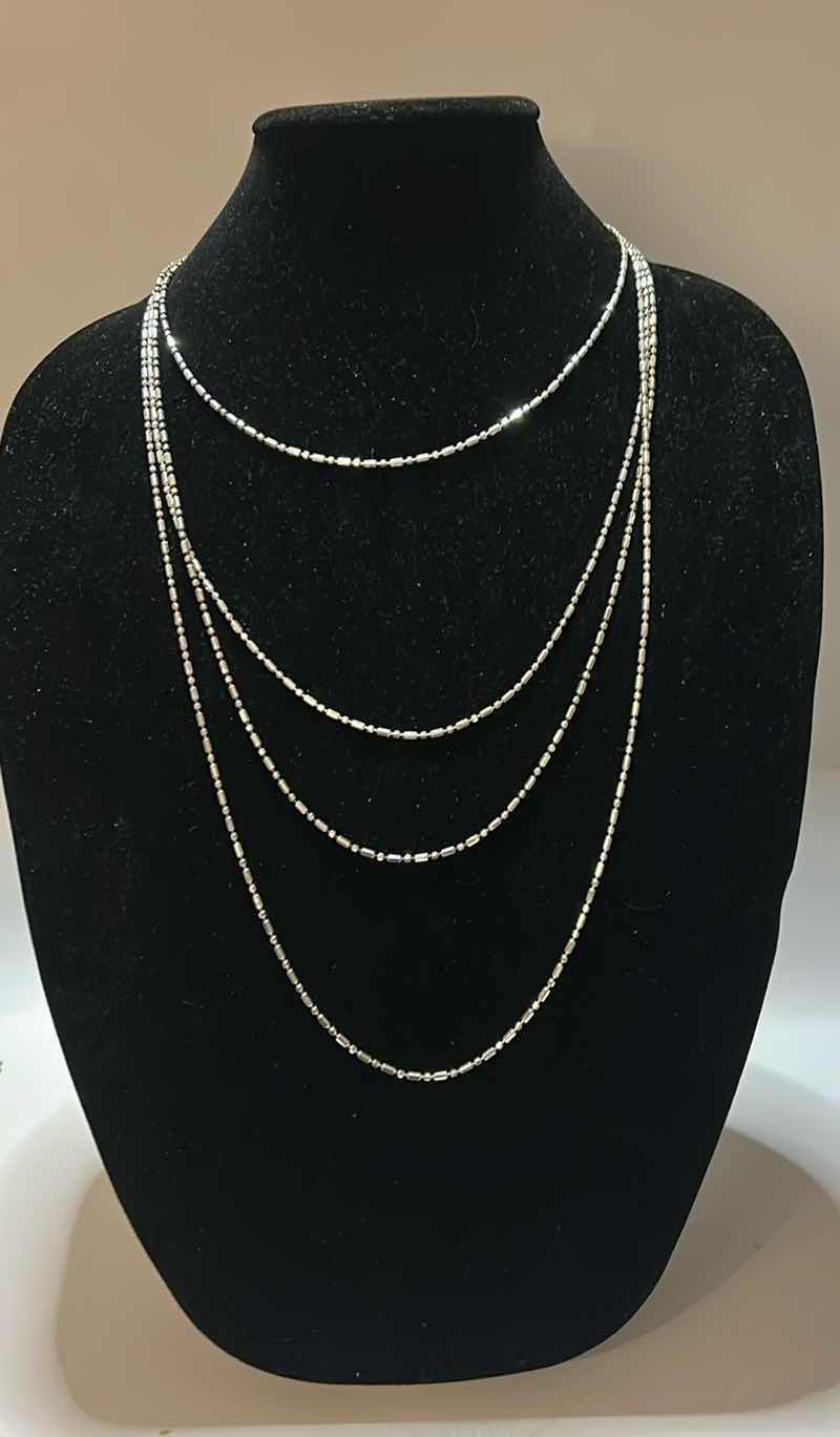 Photo 1 of FINE JEWELRY - .925 STERLING SILVER ITALY NECKLACE ( FROM END TO END THIS MEASURES AROUND 8’