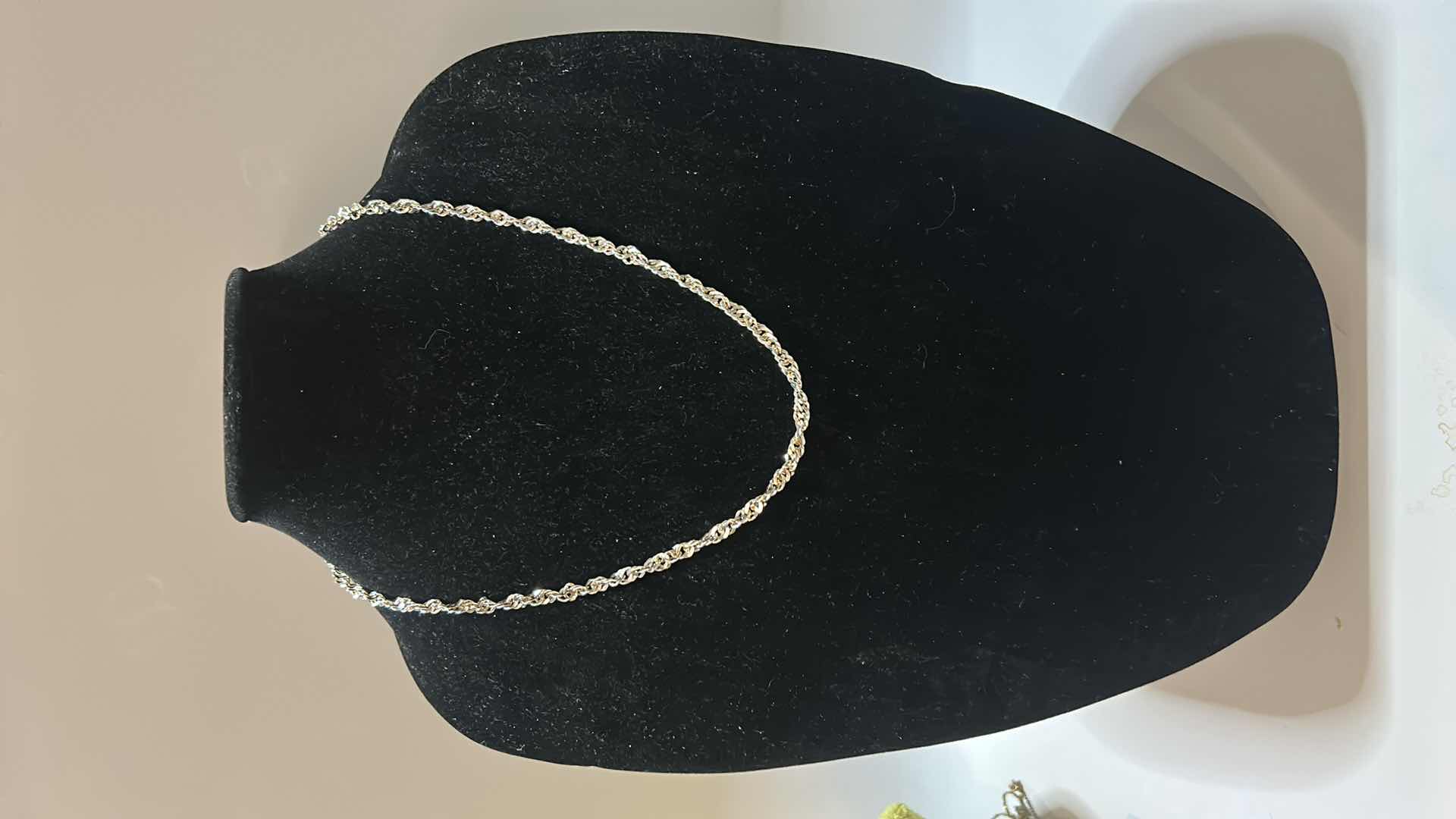 Photo 1 of FINE JEWELRY - .925 STERLING SILVER ITALY NECKLACE