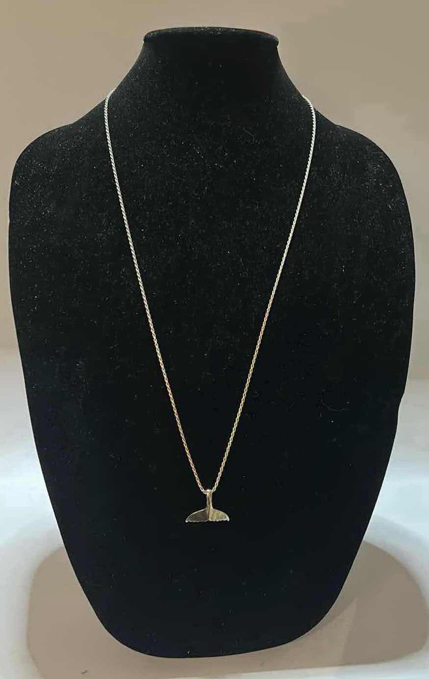 Photo 1 of FINE JEWELRY - .925 STERLING SILVER ITALY NECKLACE & HAND SIGNED WHALES TAIL WYLAND