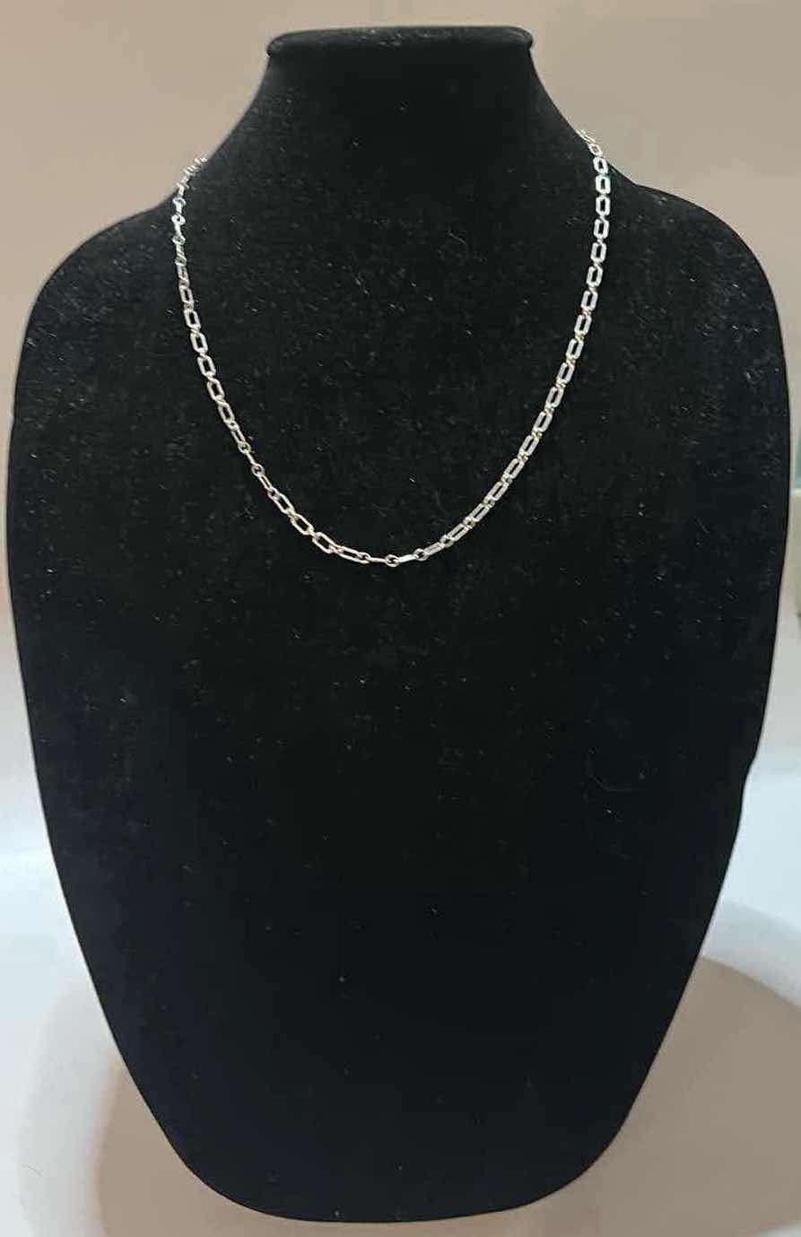 Photo 1 of FINE JEWELRY - .925 STERLING SILVER NECKLACE
