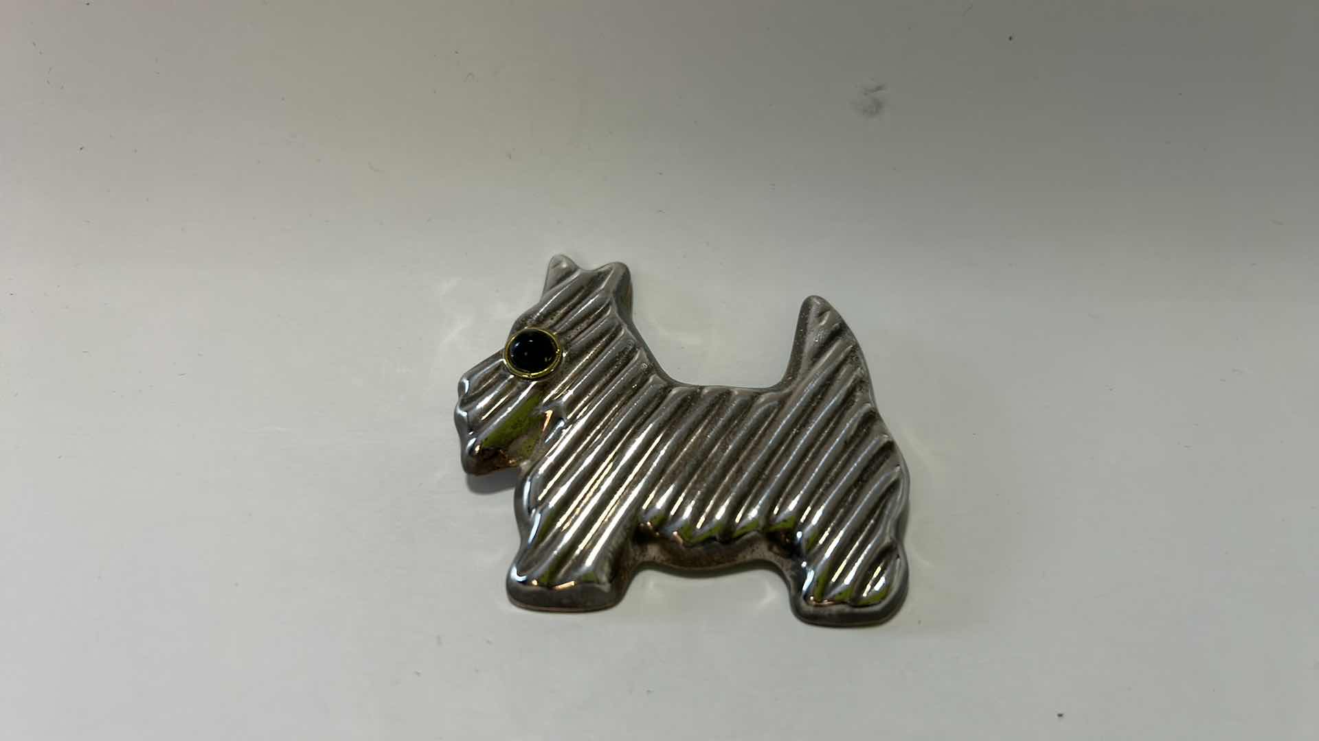 Photo 2 of FINE JEWELRY- .925 STERLING SILVER SCOTTIE DOG PIN H1.75”