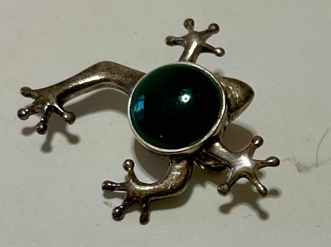 Photo 1 of FINE JEWELRY- .925 STERLING FROG PIN  H1”