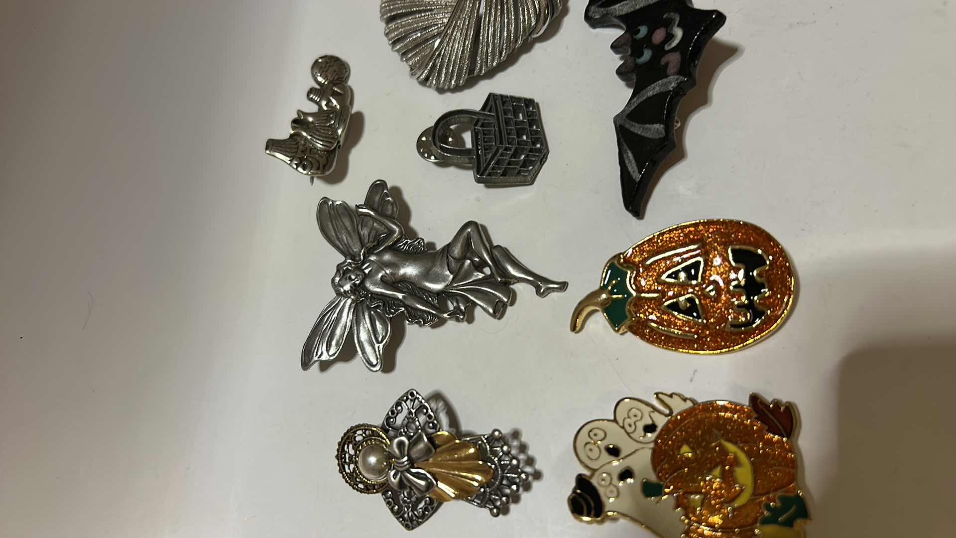 Photo 1 of COSTUME JEWELRY- 10 PINS