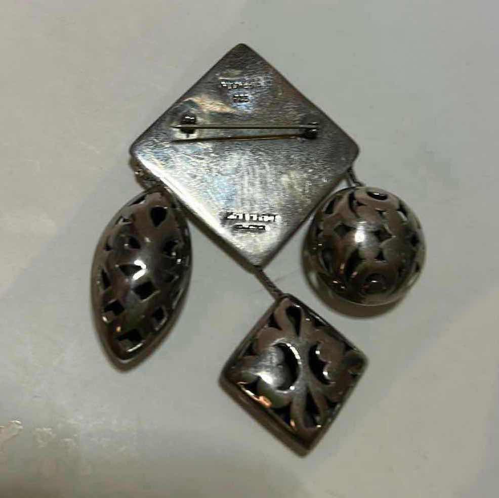 Photo 3 of FINE JEWELRY- .925 STERLING  PIN  H3.5” JOHN HARDY