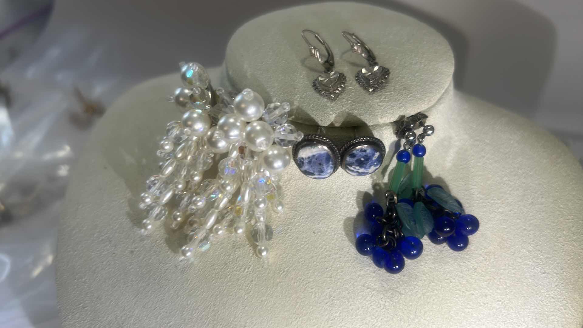 Photo 3 of 4 PAIRS SMALL PIERCED EARRINGS