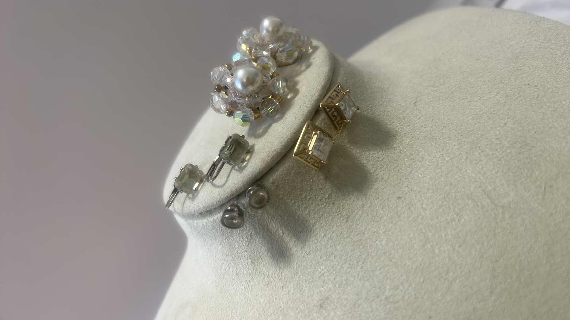 Photo 1 of 4 PAIRS SMALL PIERCED EARRINGS