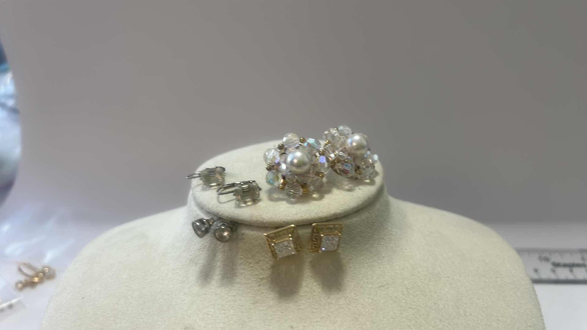 Photo 1 of 4 PAIRS SMALL PIERCED EARRINGS