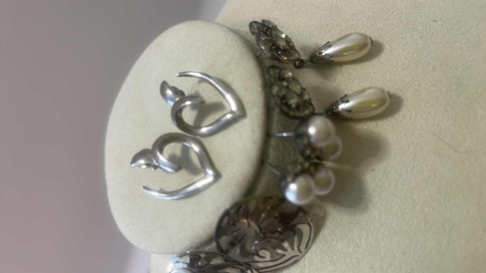 Photo 3 of 4 PAIRS SMALL PIERCED EARRINGS